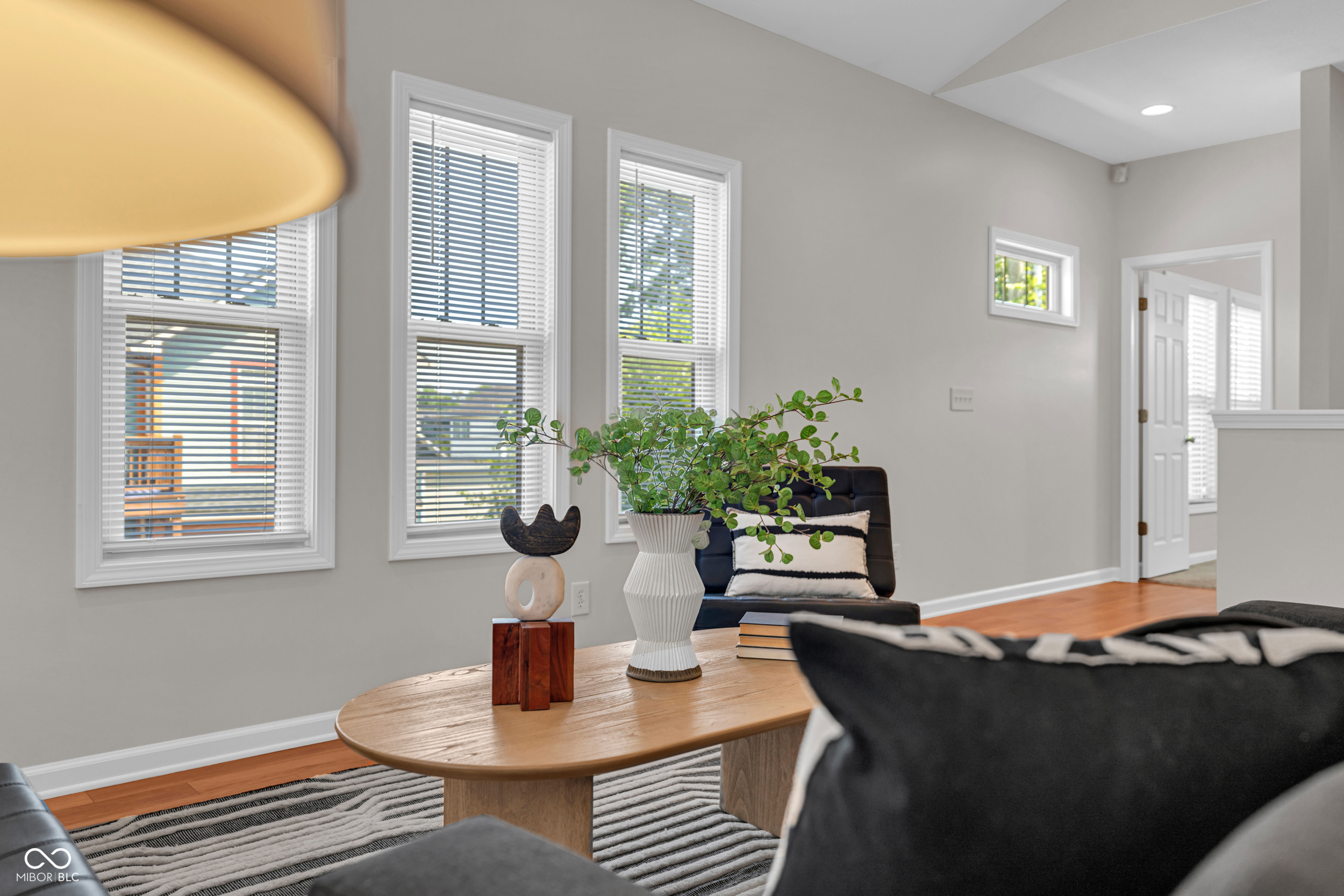 1639 N College Avenue Unit: 2