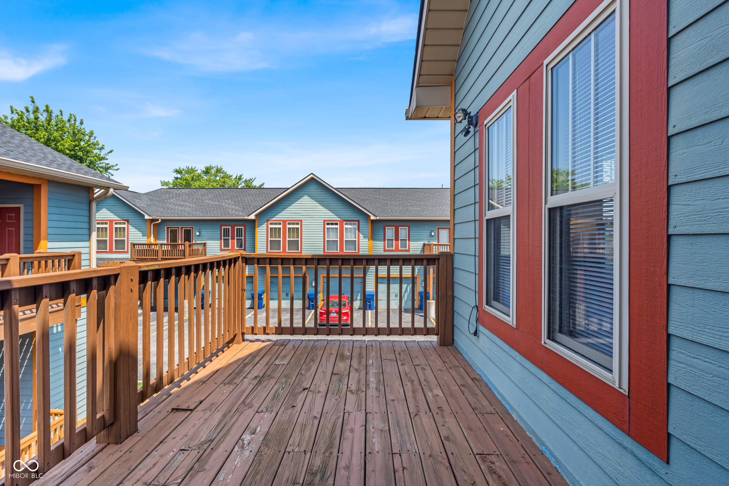 1639 N College Avenue Unit: 2