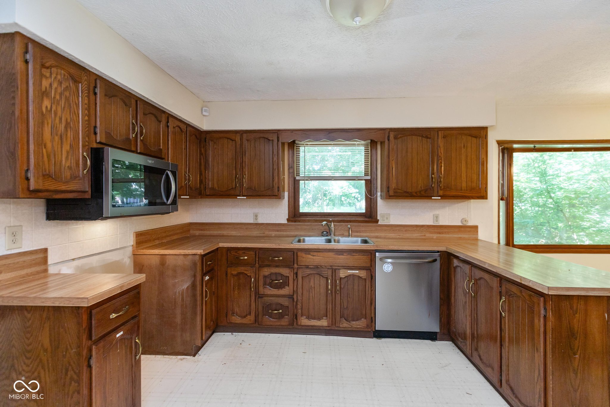 1438 Spruce Drive