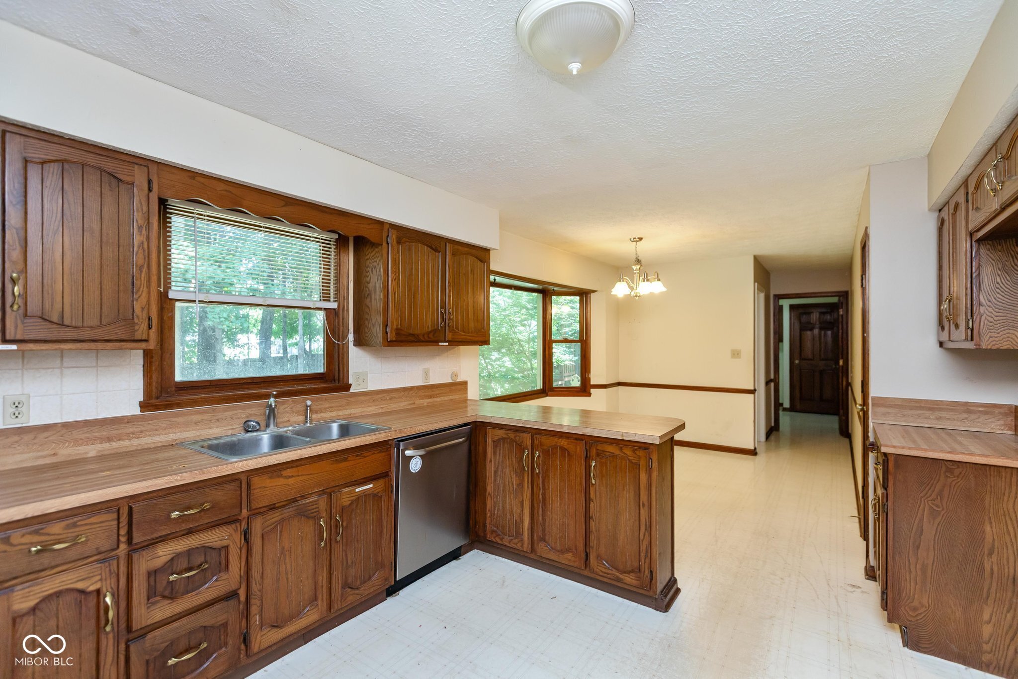 1438 Spruce Drive