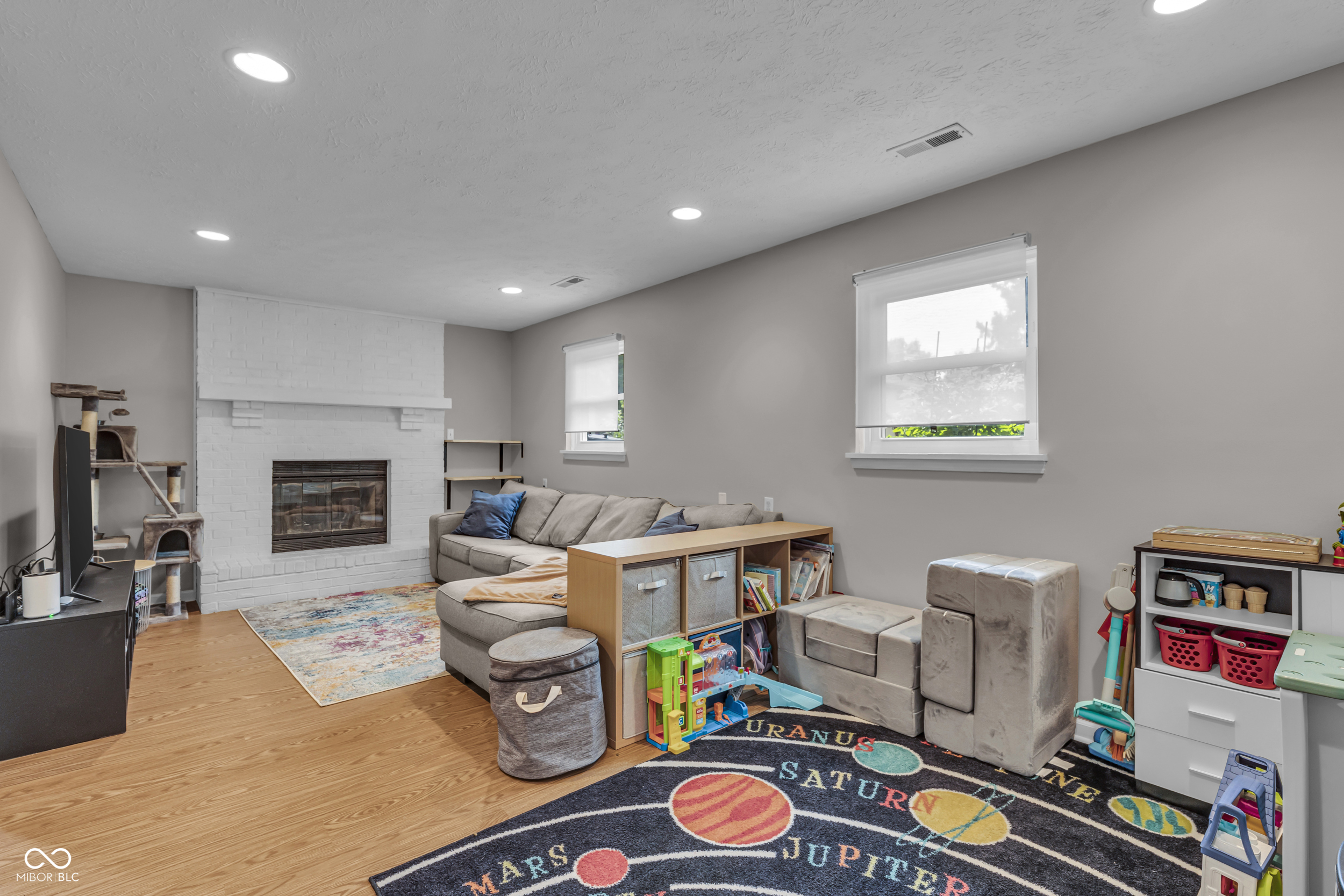 8260 Quetico Drive