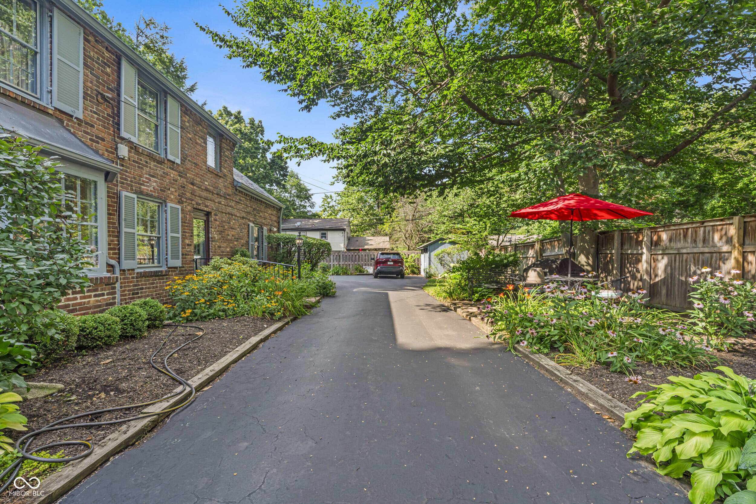 502 Buckingham Drive