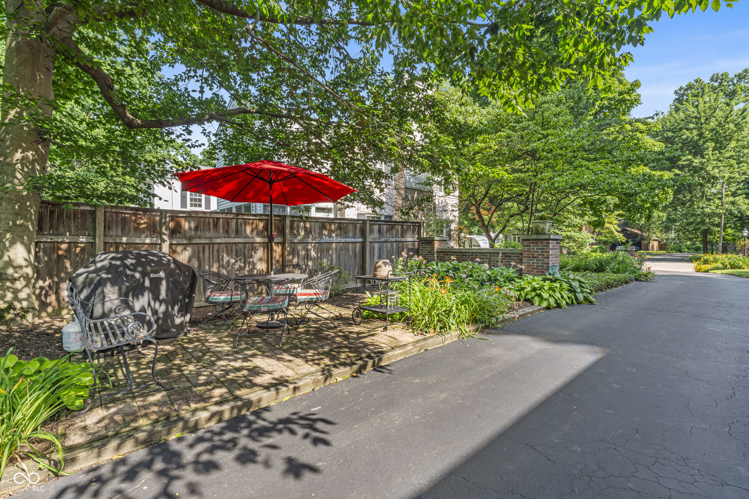 502 Buckingham Drive