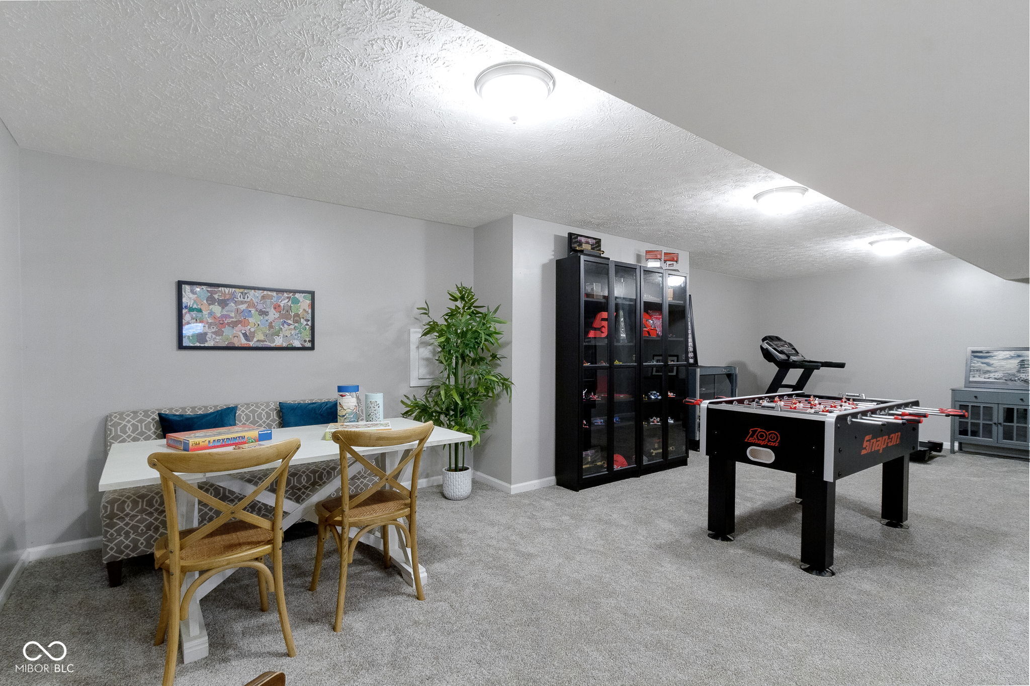 1375 Lewiston Drive