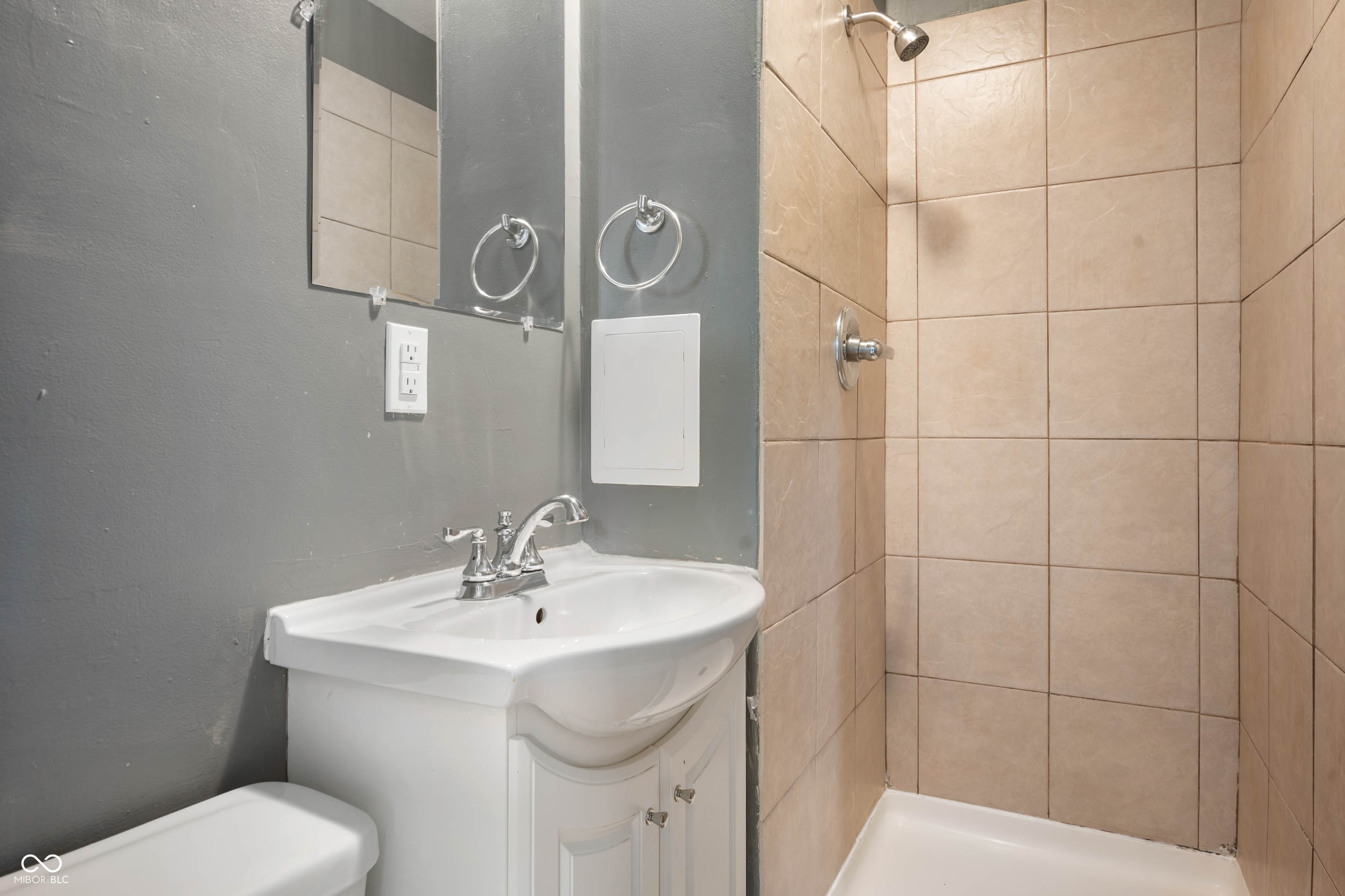 100 N Calvert Street