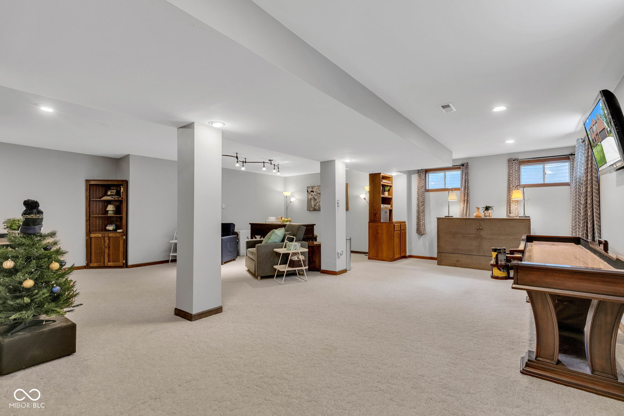 8403 Anchorage Court