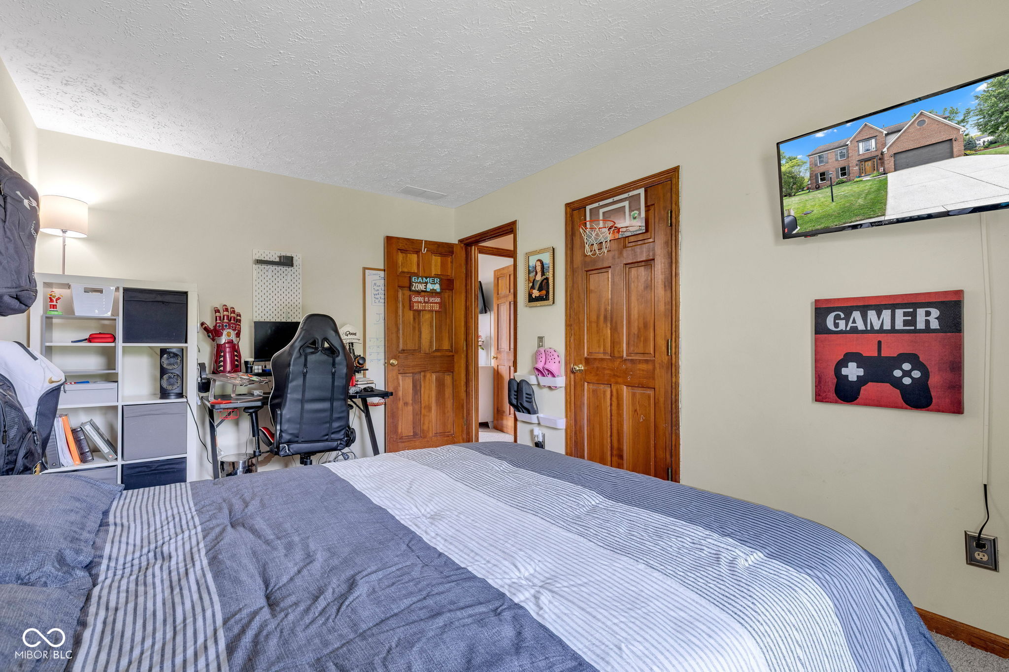 8403 Anchorage Court