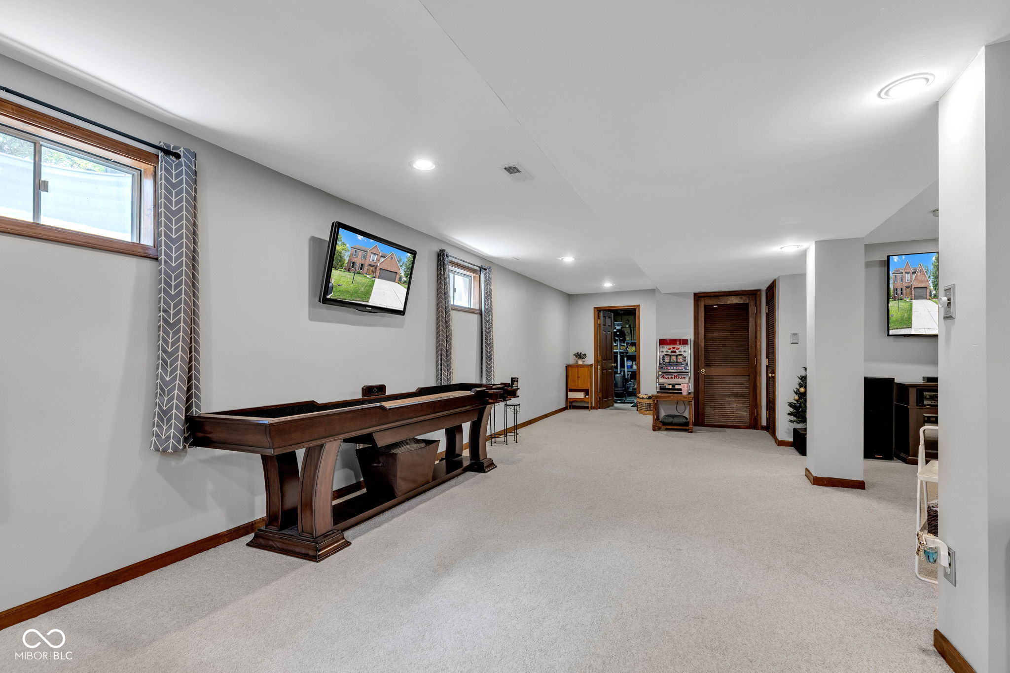 8403 Anchorage Court