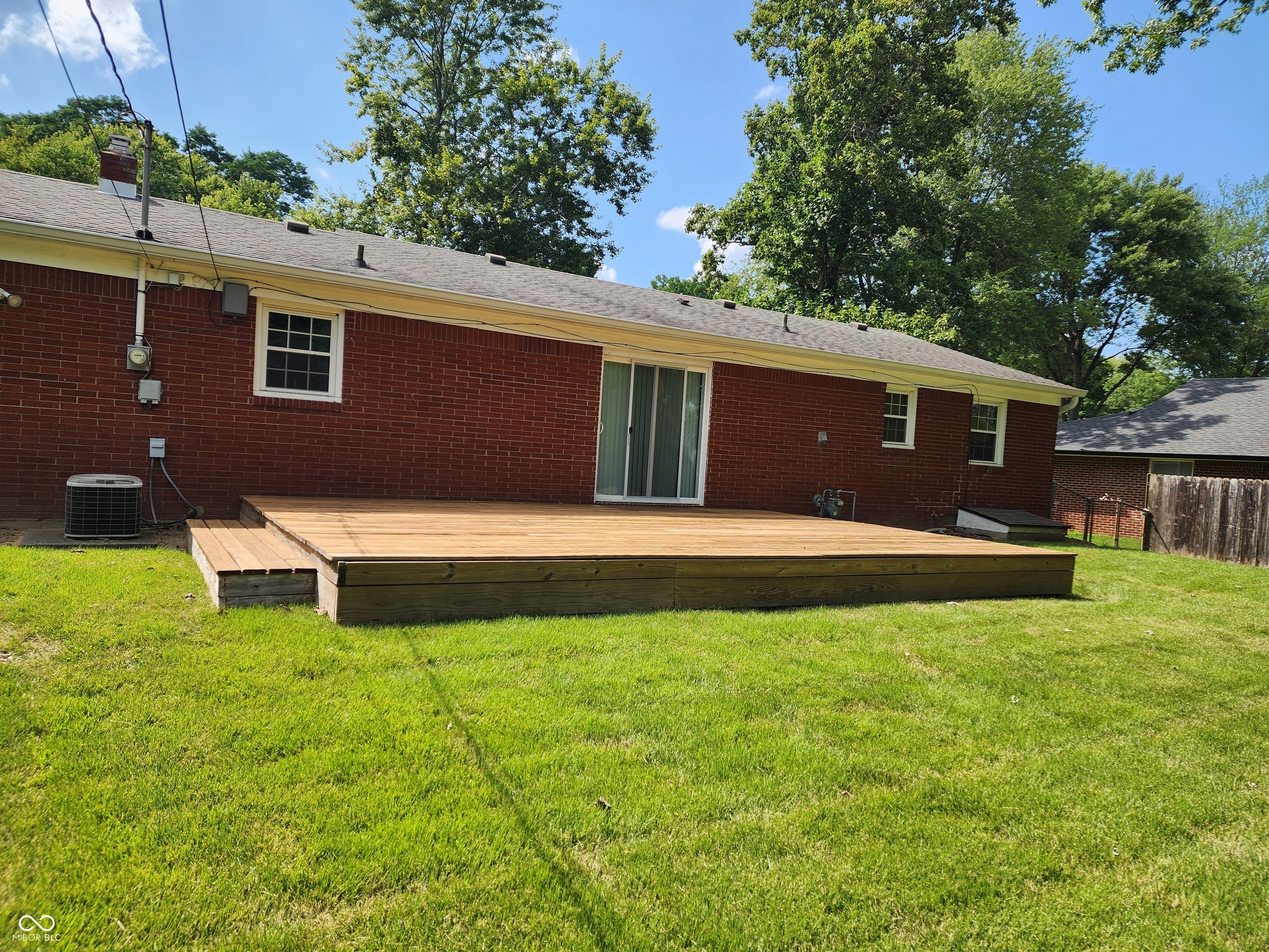 10239 Orchard Park Drive W