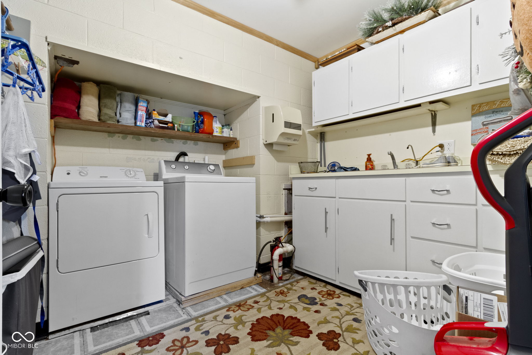 4669 W State Road 32