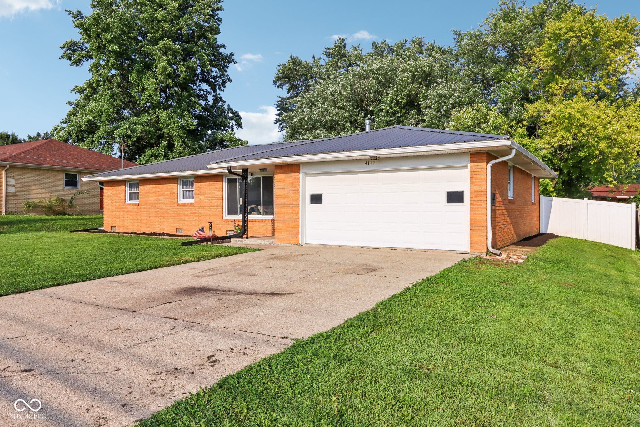 4117 Columbus Avenue