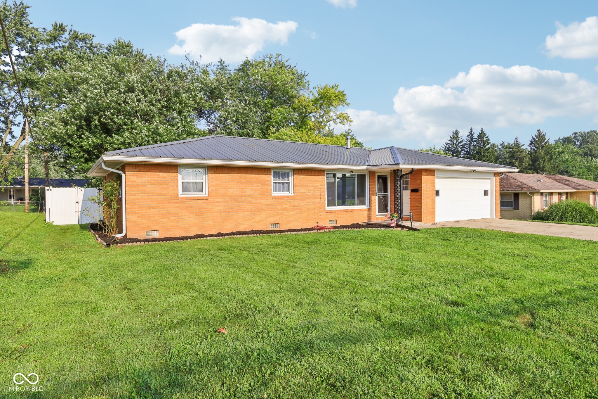 4117 Columbus Avenue