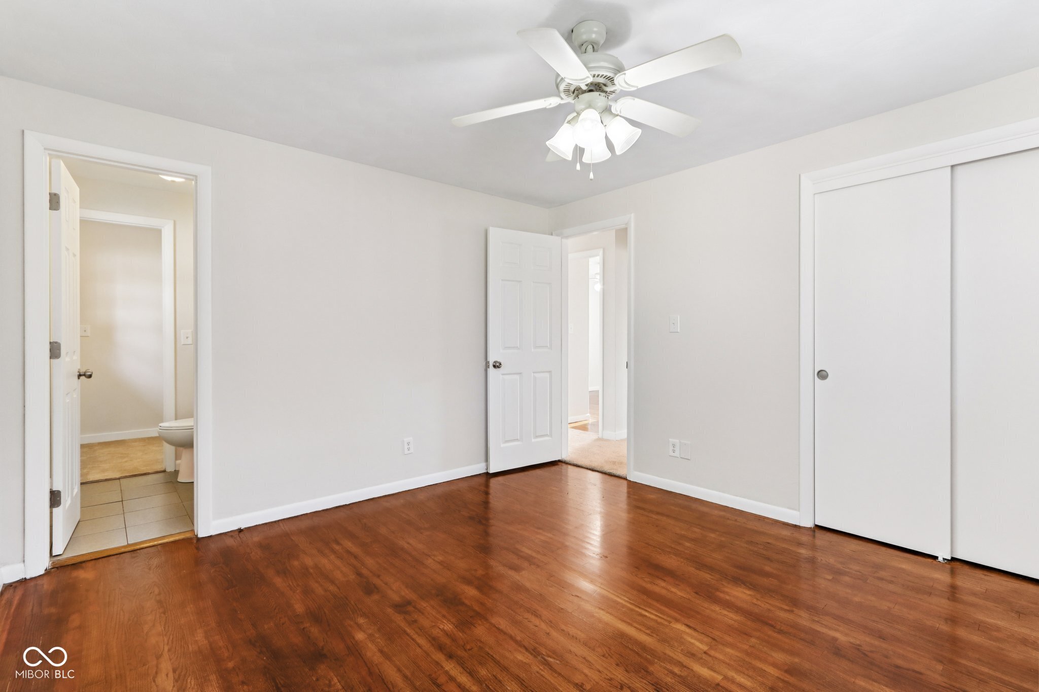 4117 Columbus Avenue