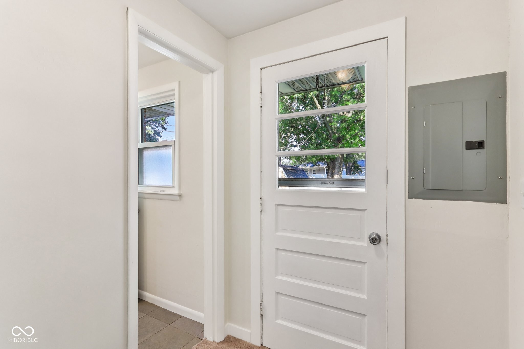 4117 Columbus Avenue