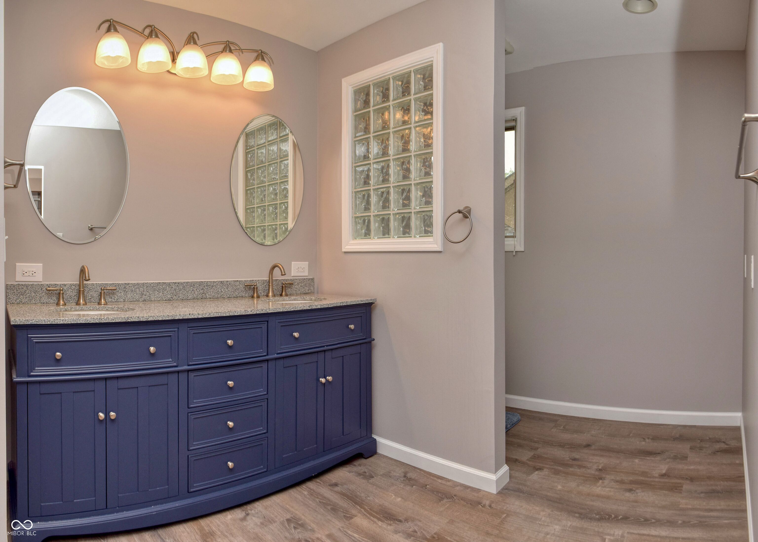 411 Westchester Boulevard