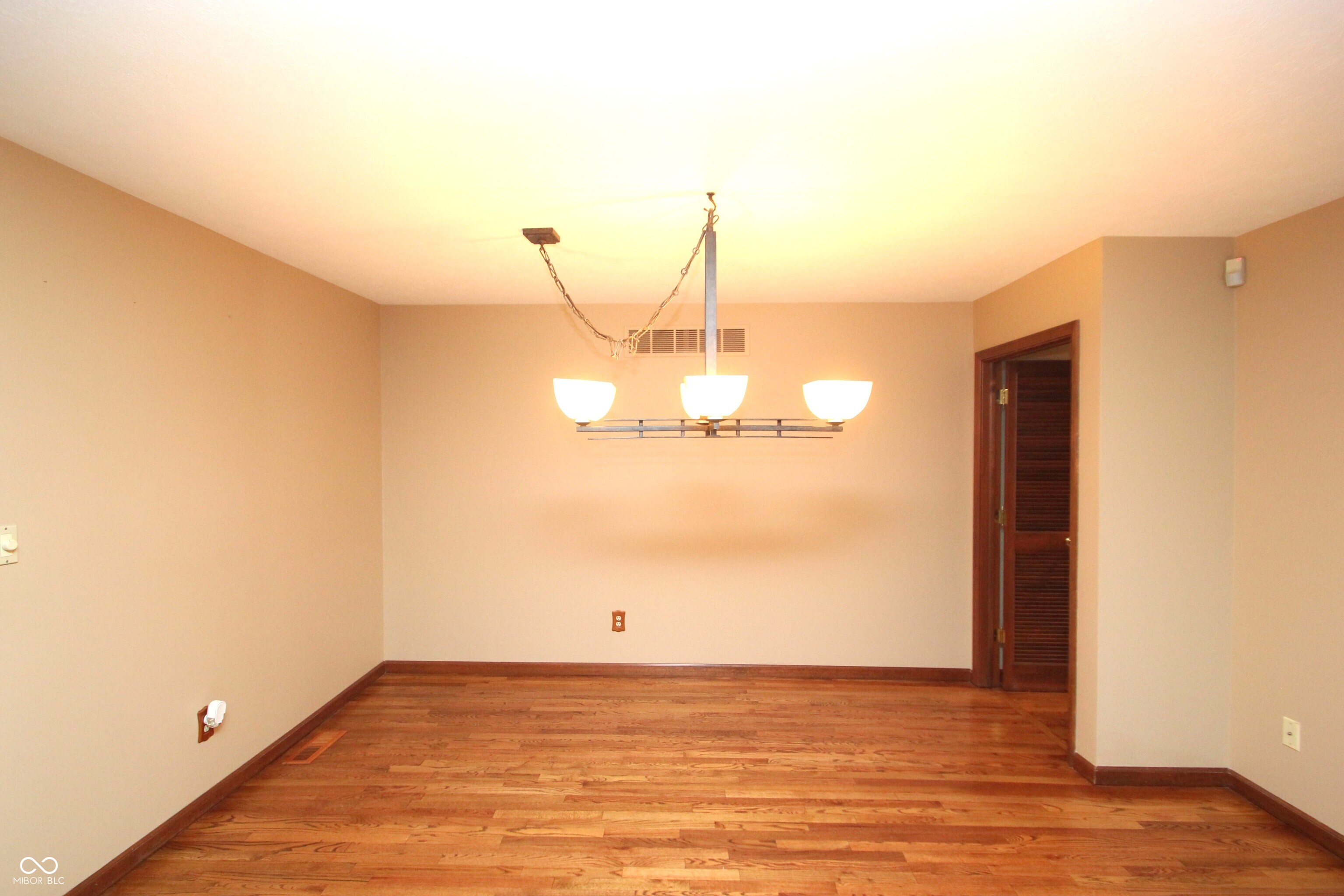 411 Westchester Boulevard