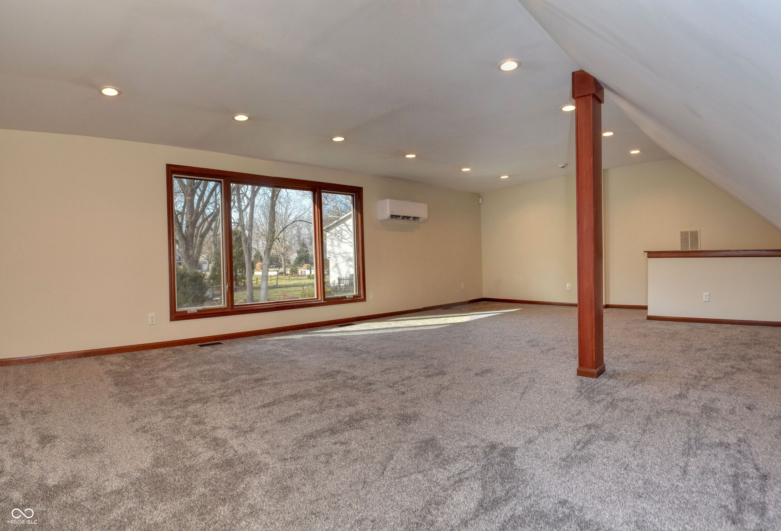 411 Westchester Boulevard