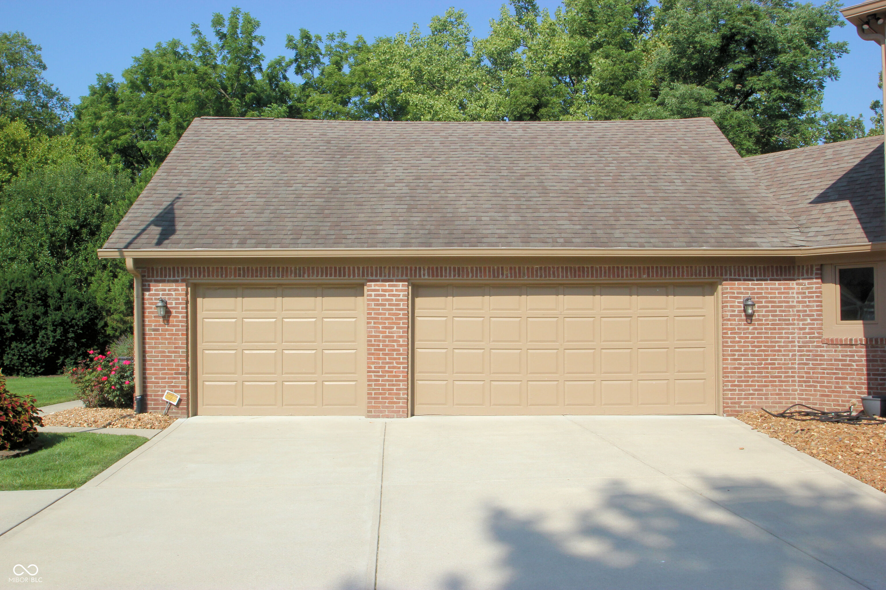 411 Westchester Boulevard