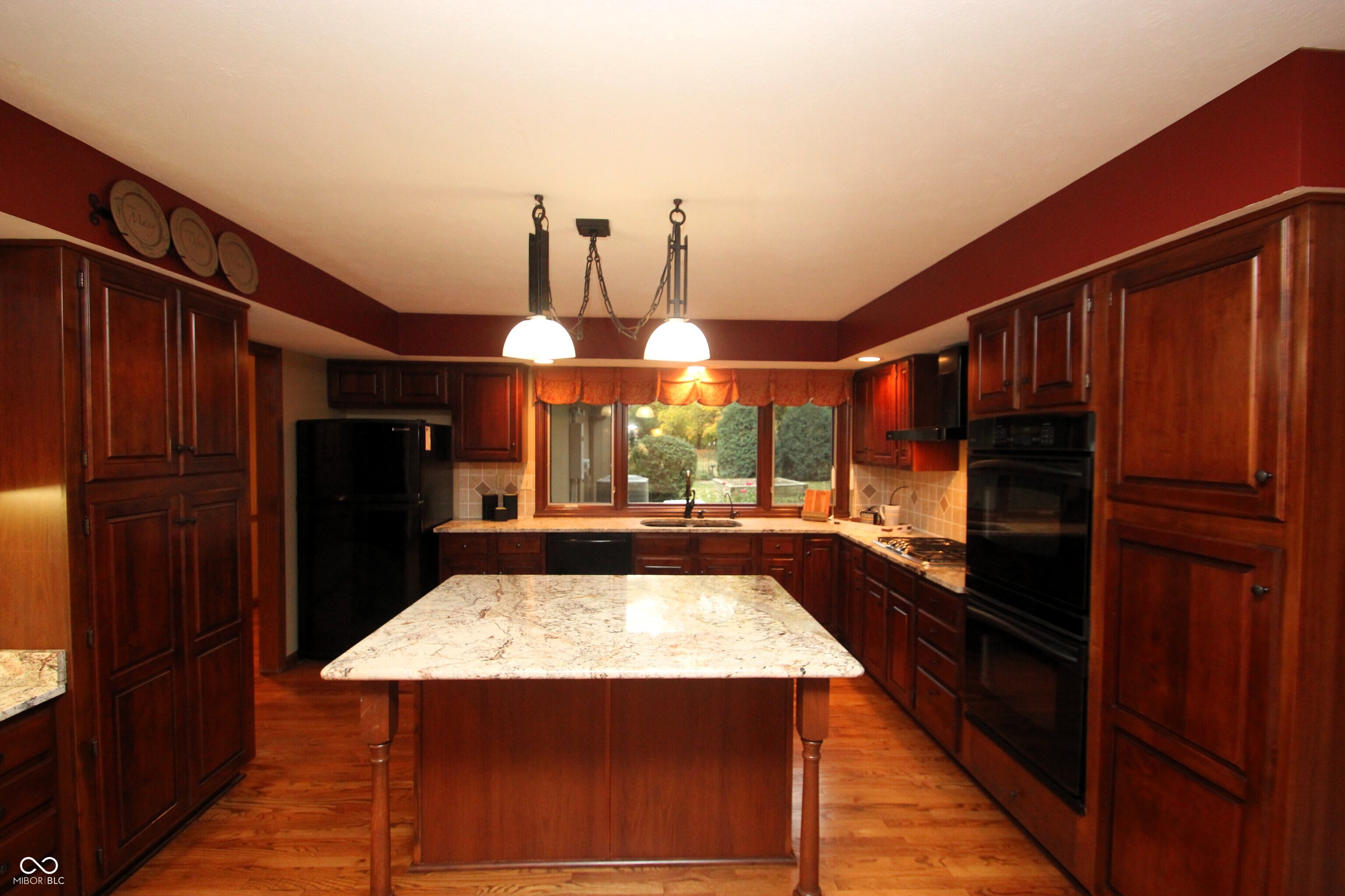 411 Westchester Boulevard