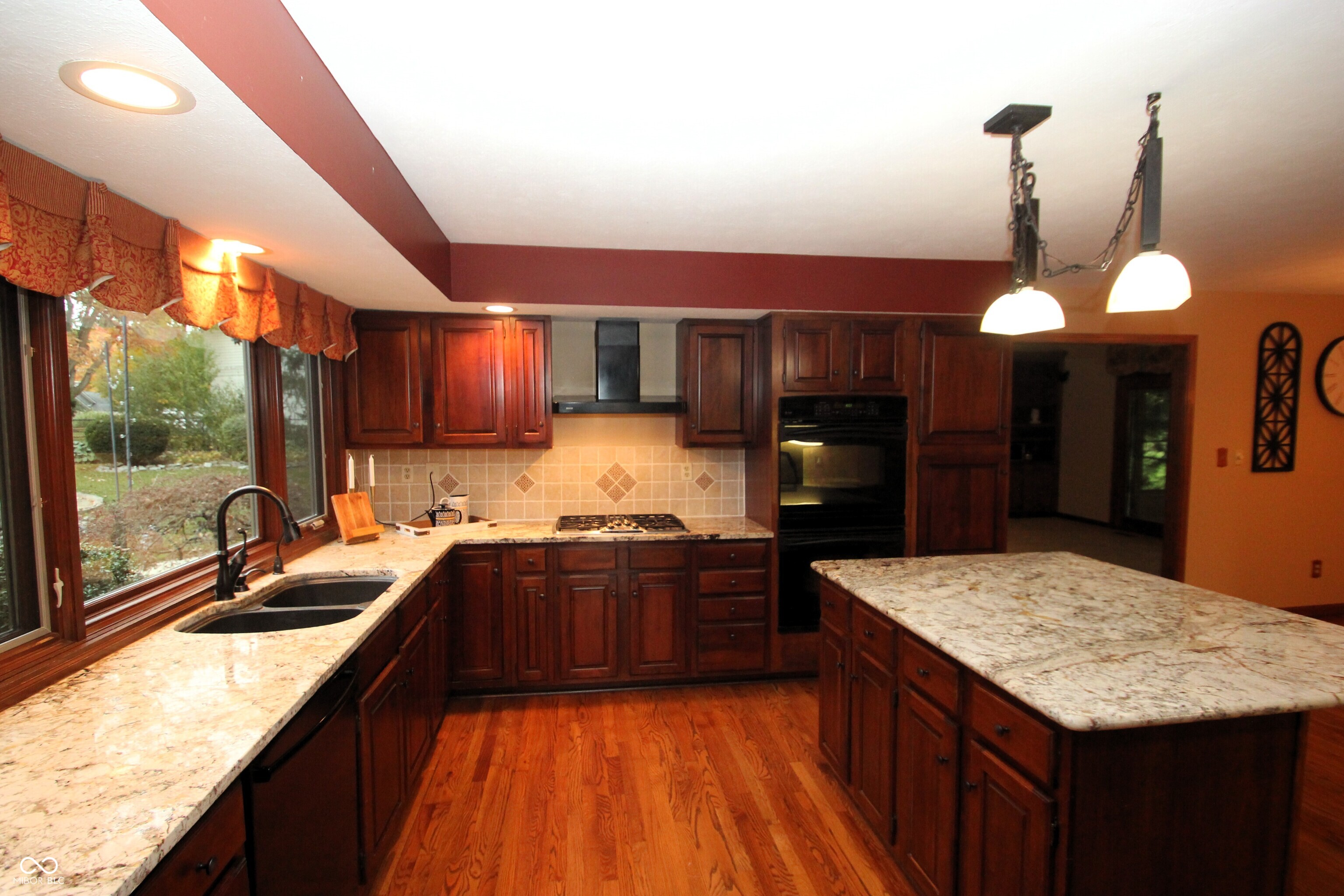 411 Westchester Boulevard