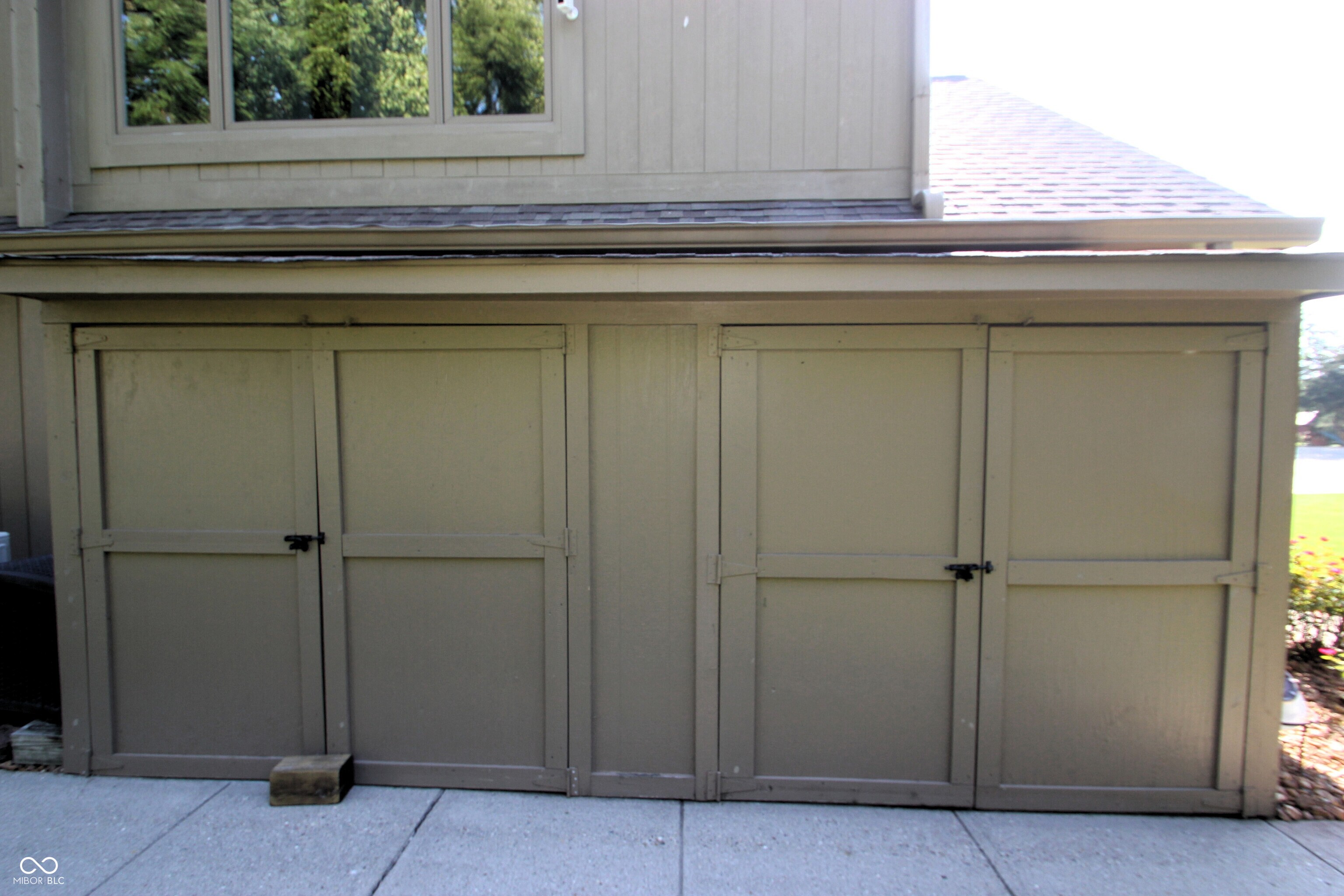 411 Westchester Boulevard