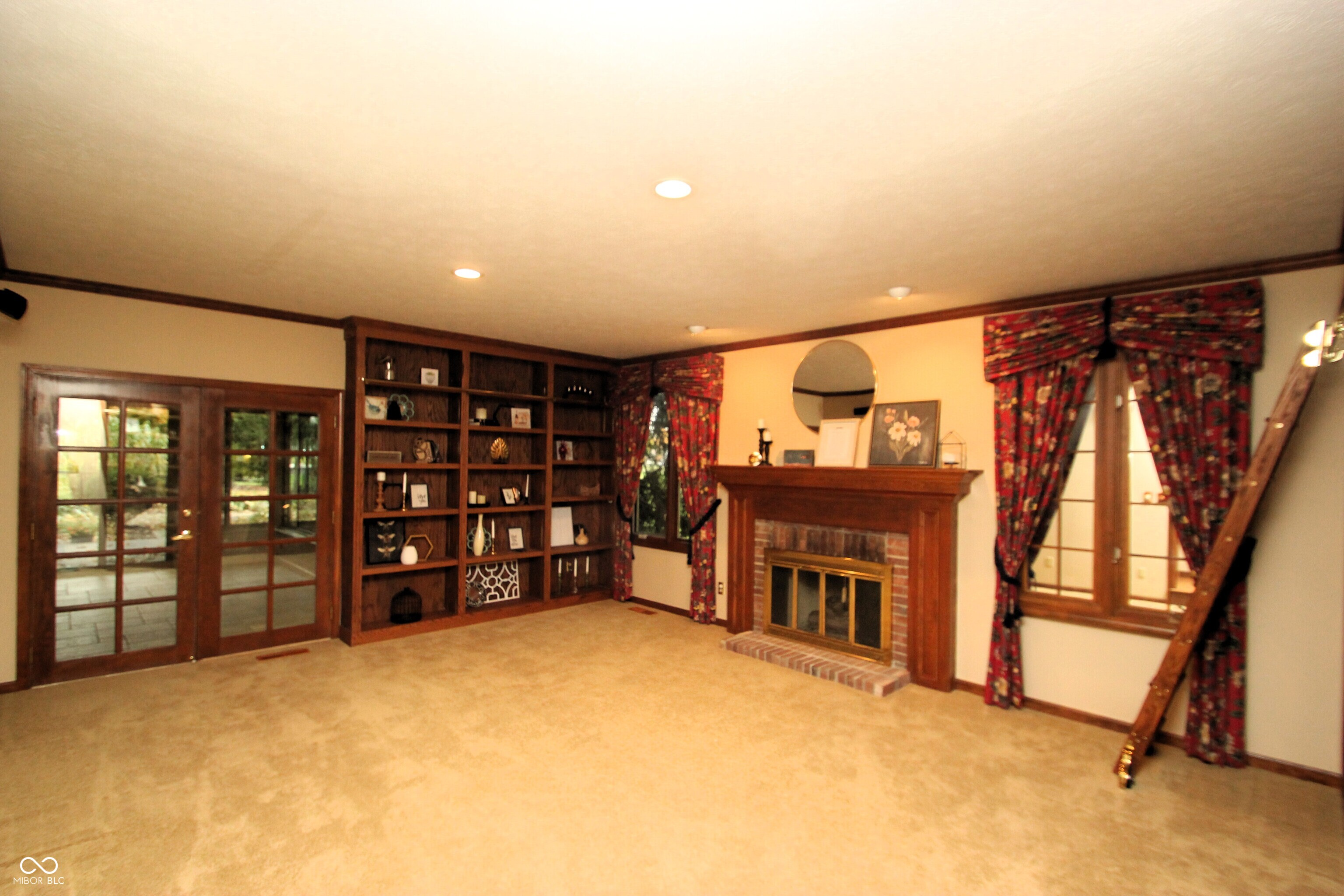 411 Westchester Boulevard