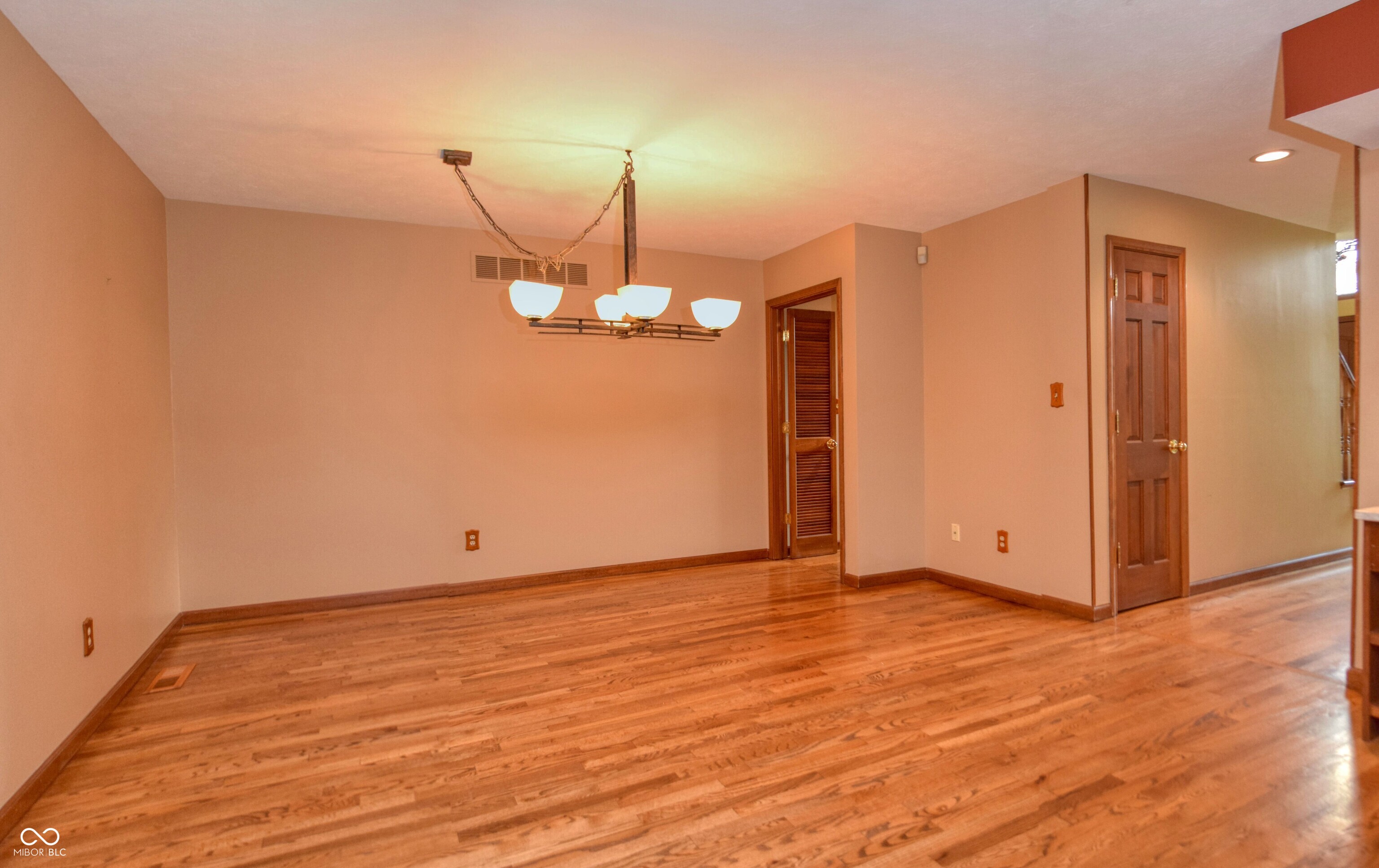 411 Westchester Boulevard