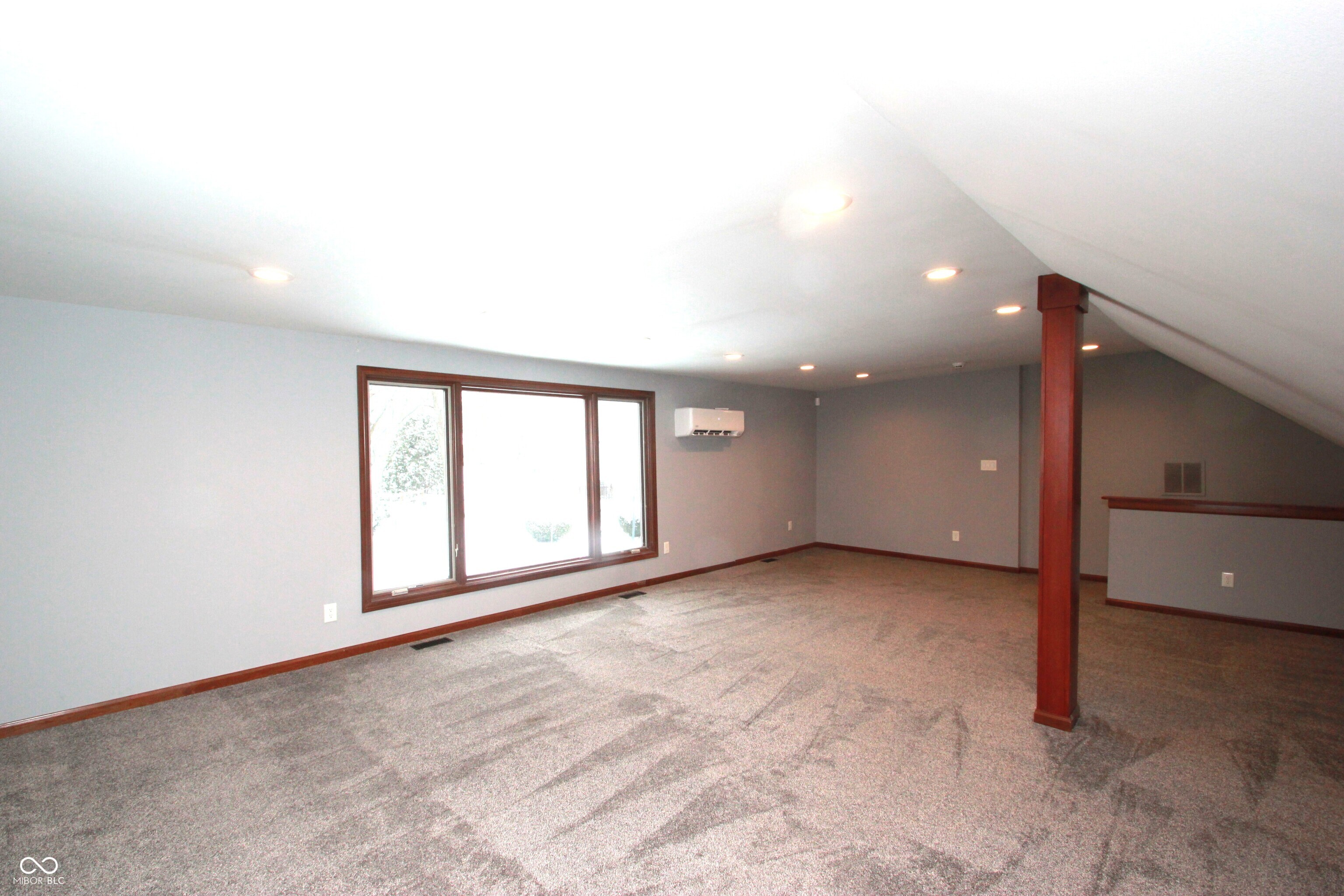 411 Westchester Boulevard