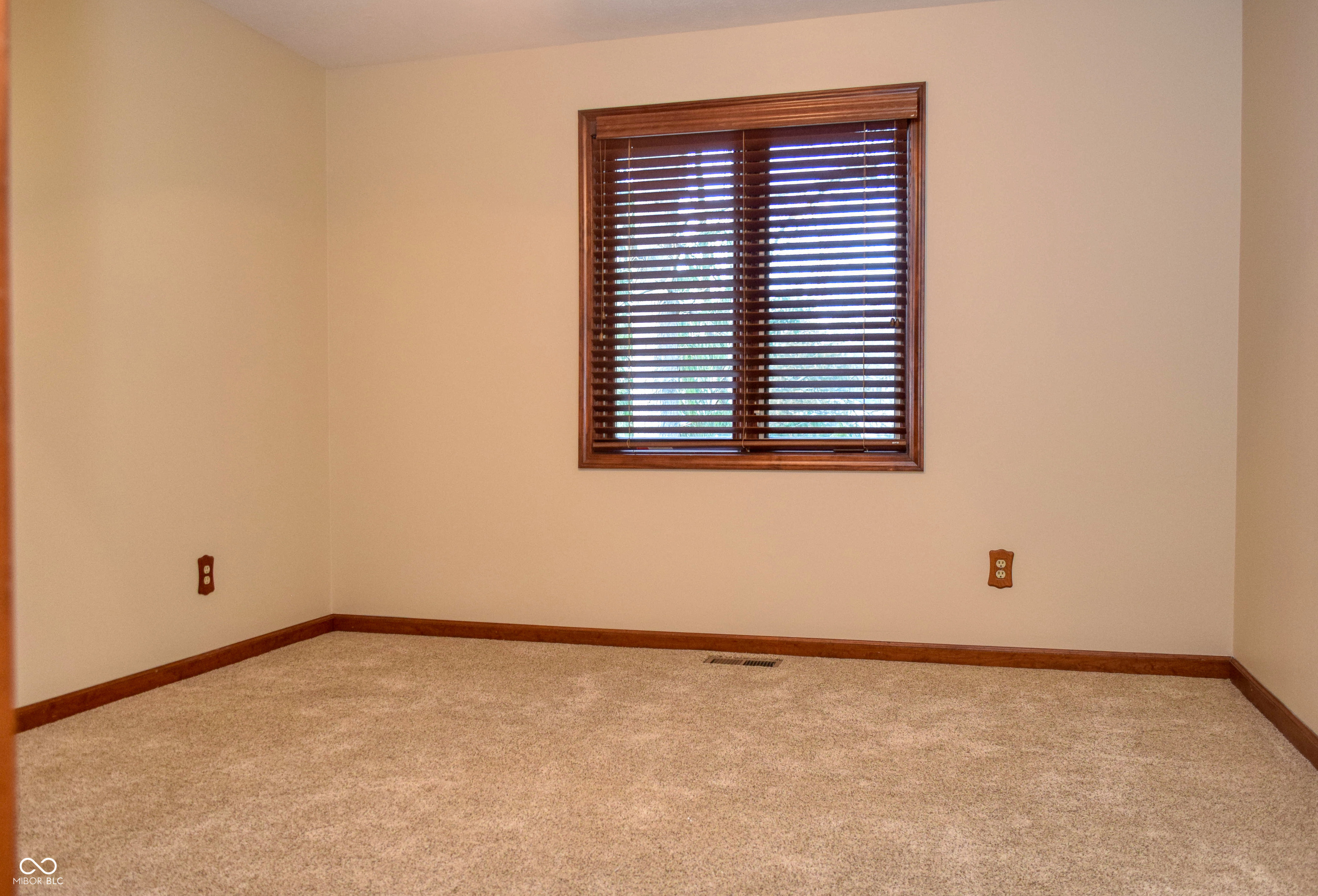 411 Westchester Boulevard