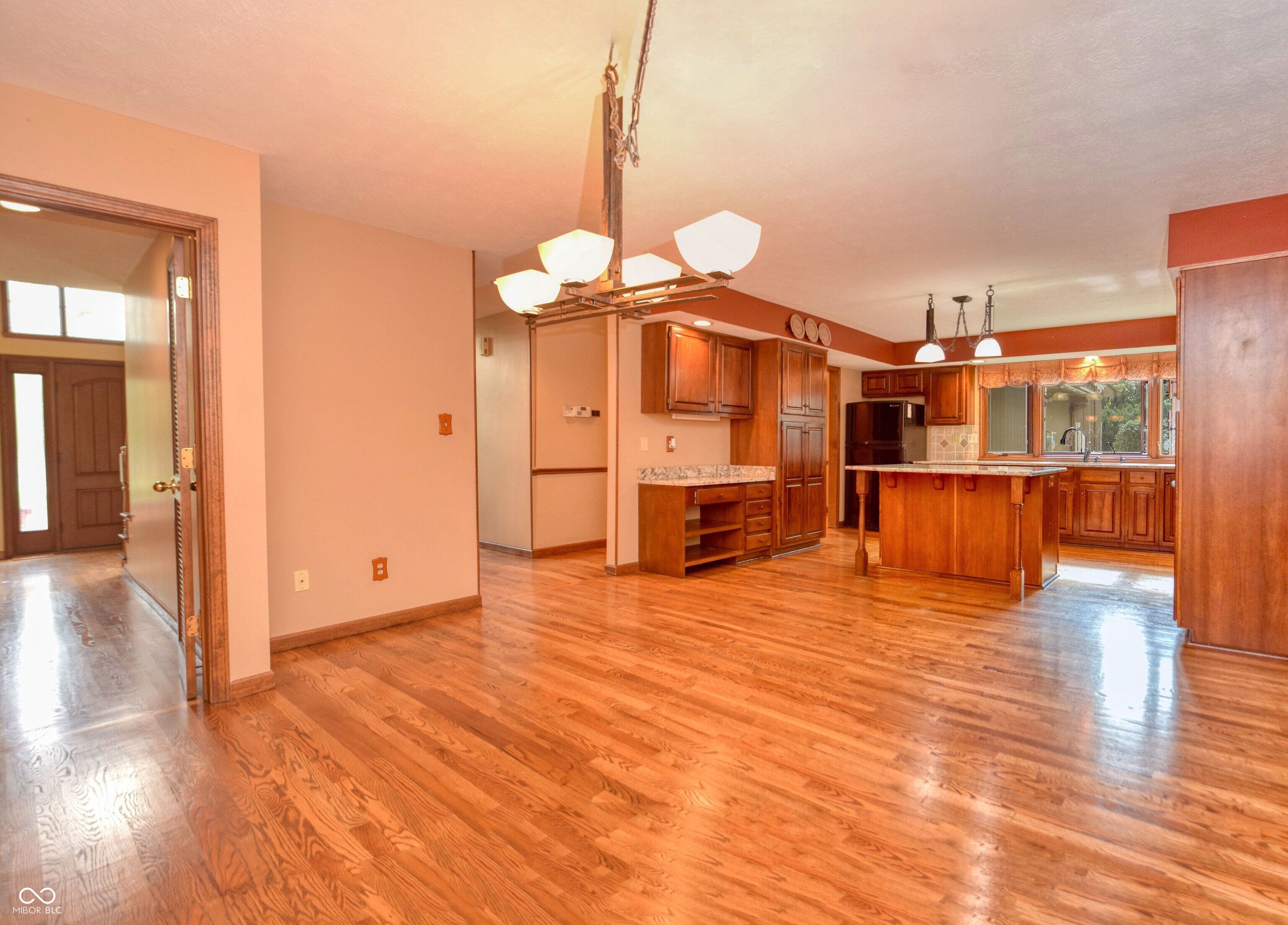 411 Westchester Boulevard