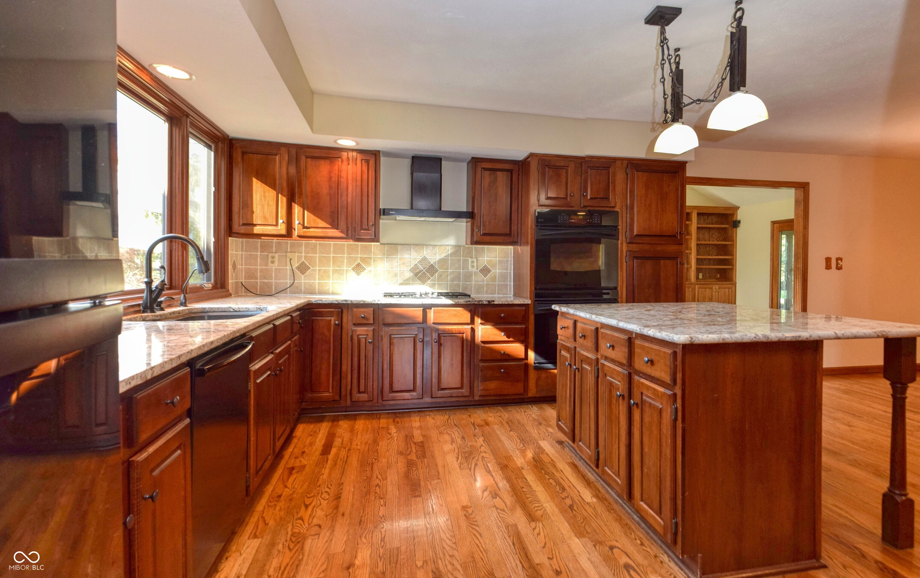 411 Westchester Boulevard