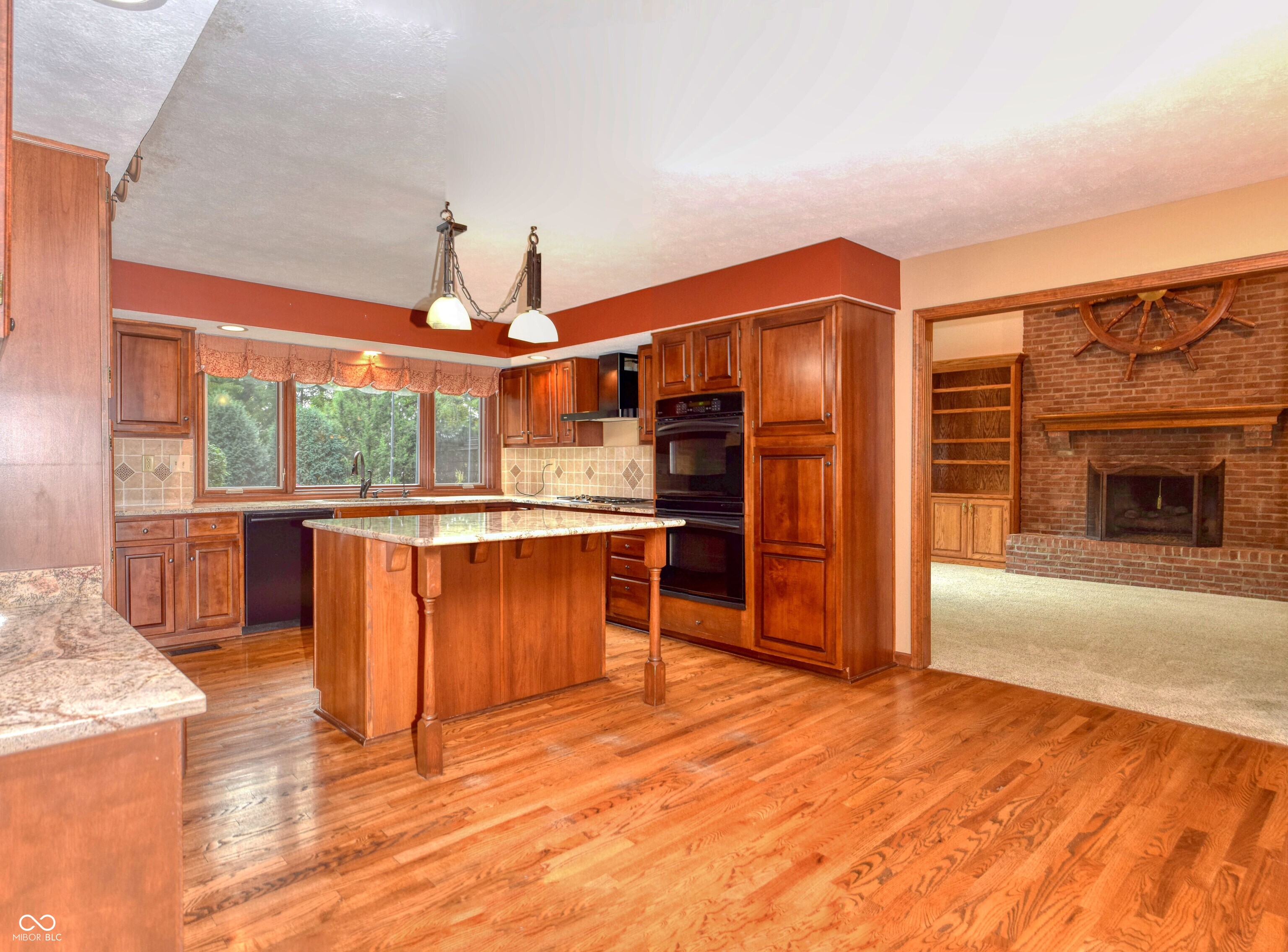 411 Westchester Boulevard