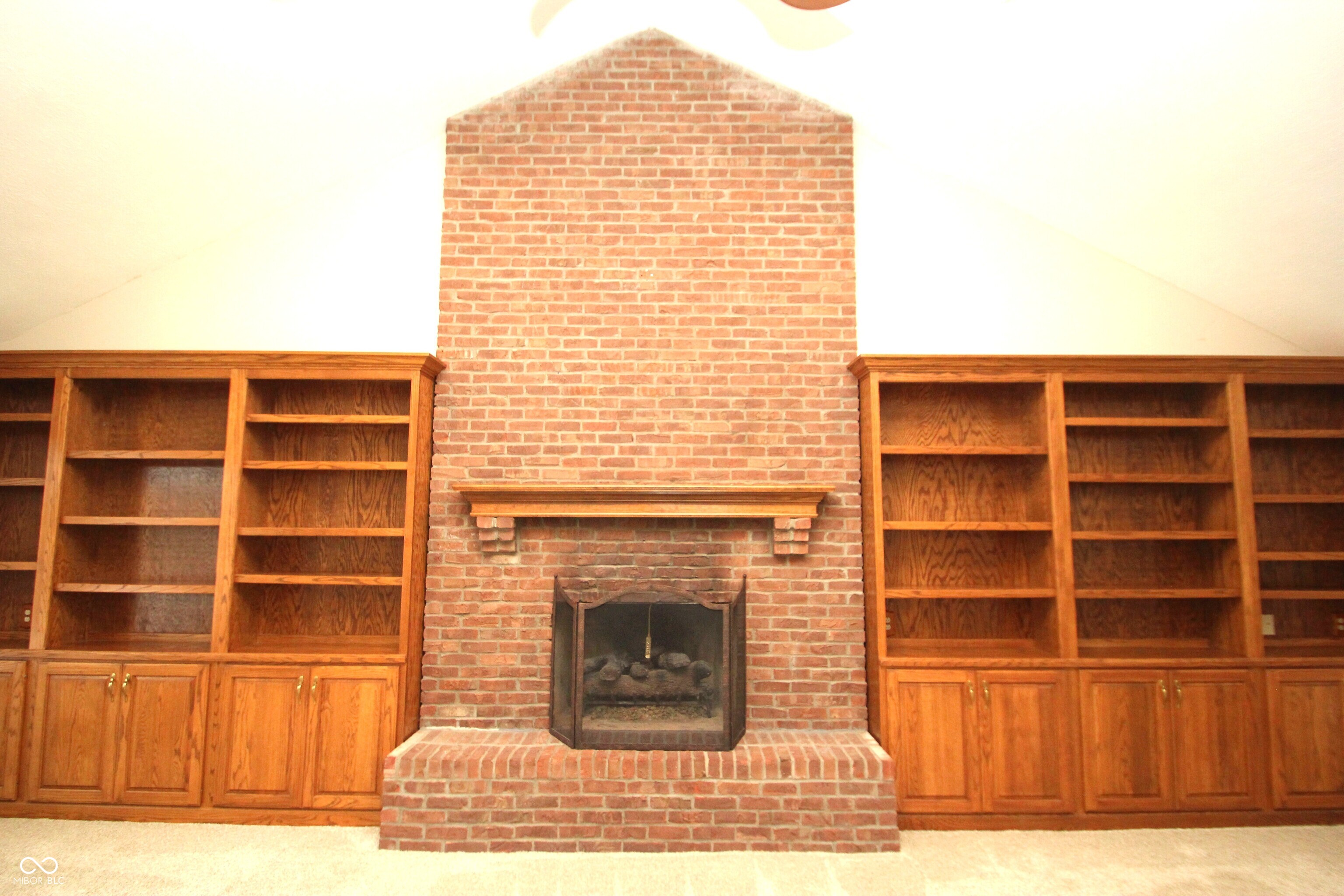 411 Westchester Boulevard