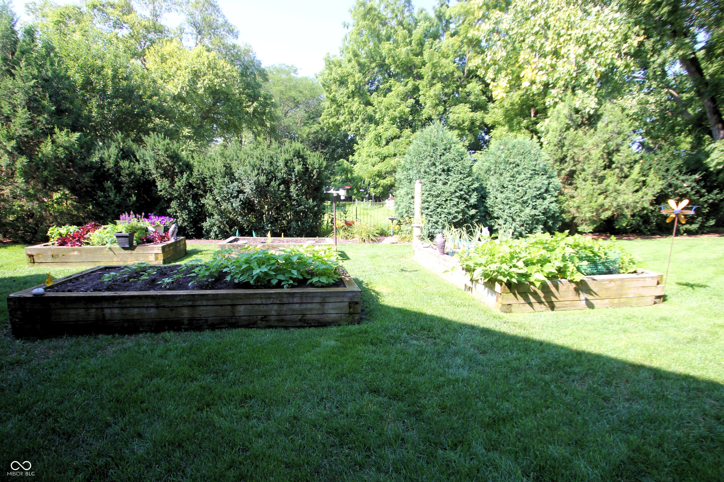 411 Westchester Boulevard