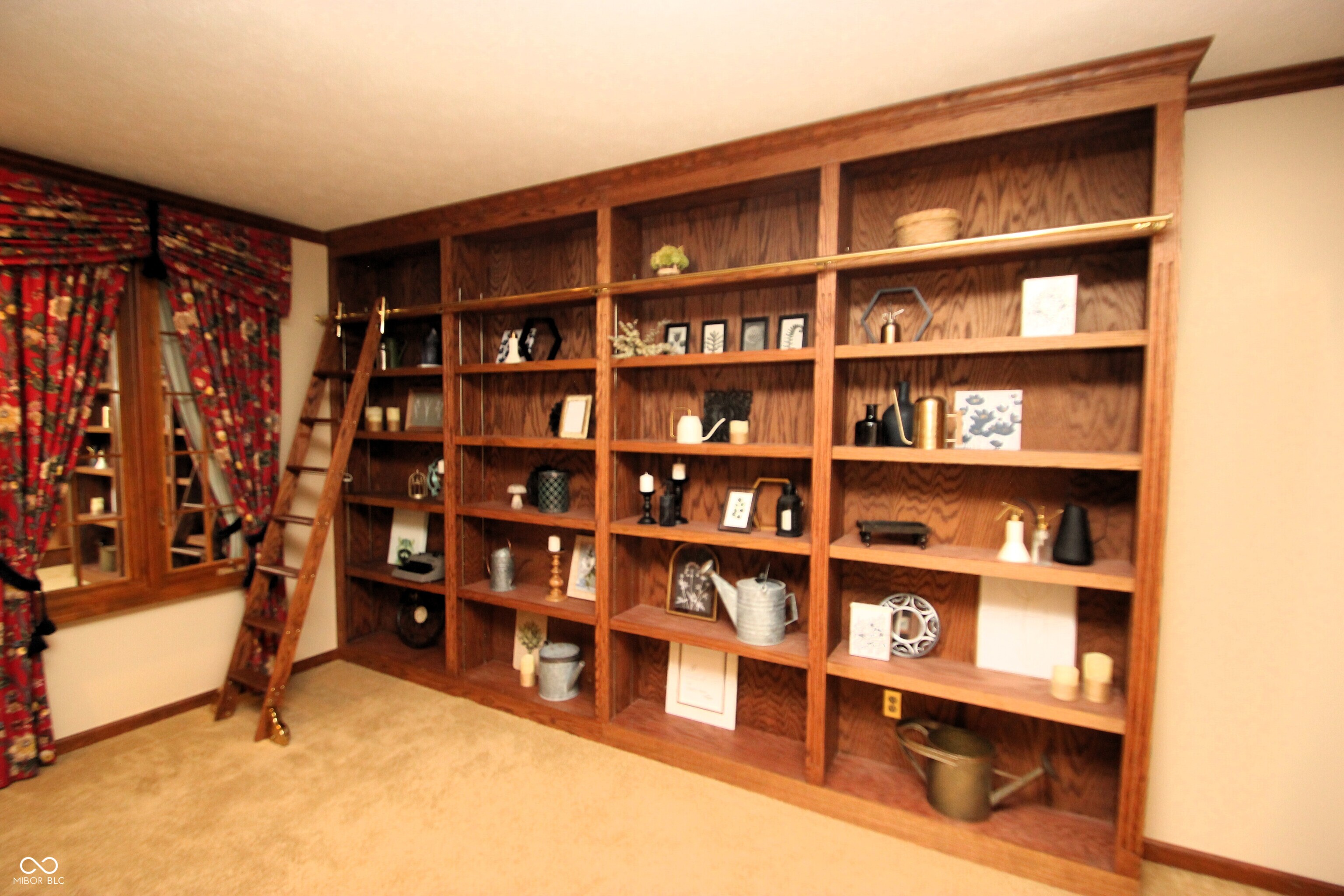 411 Westchester Boulevard