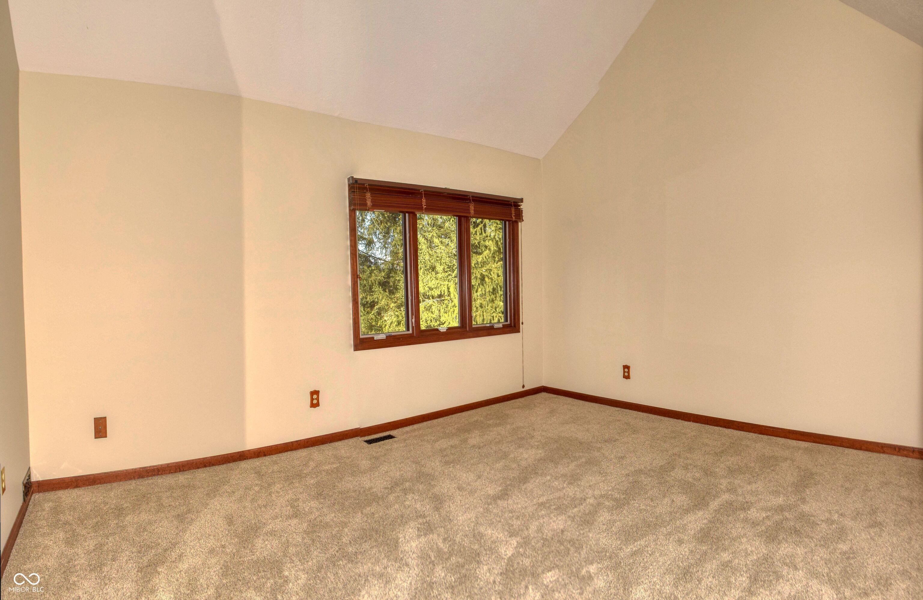 411 Westchester Boulevard