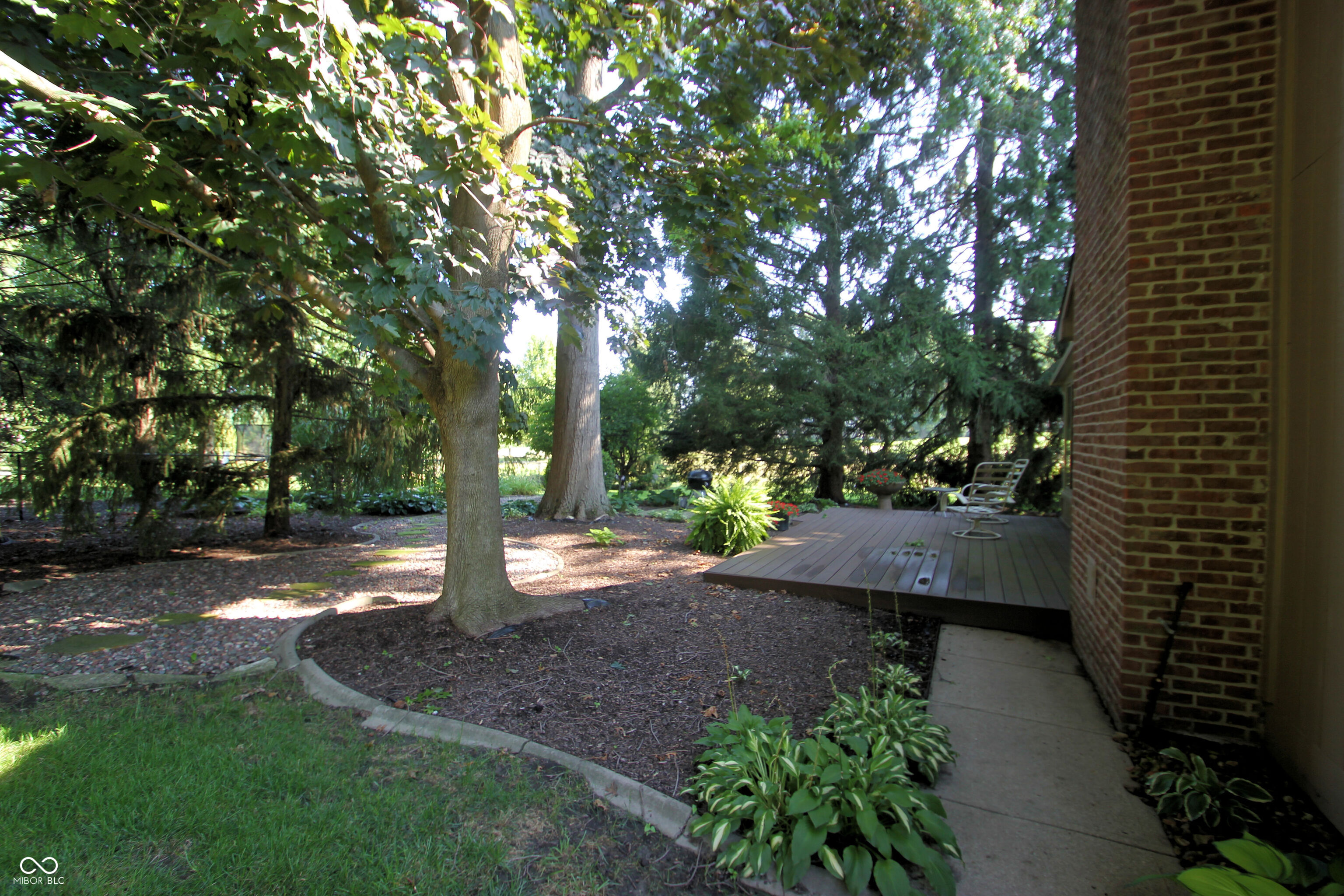 411 Westchester Boulevard