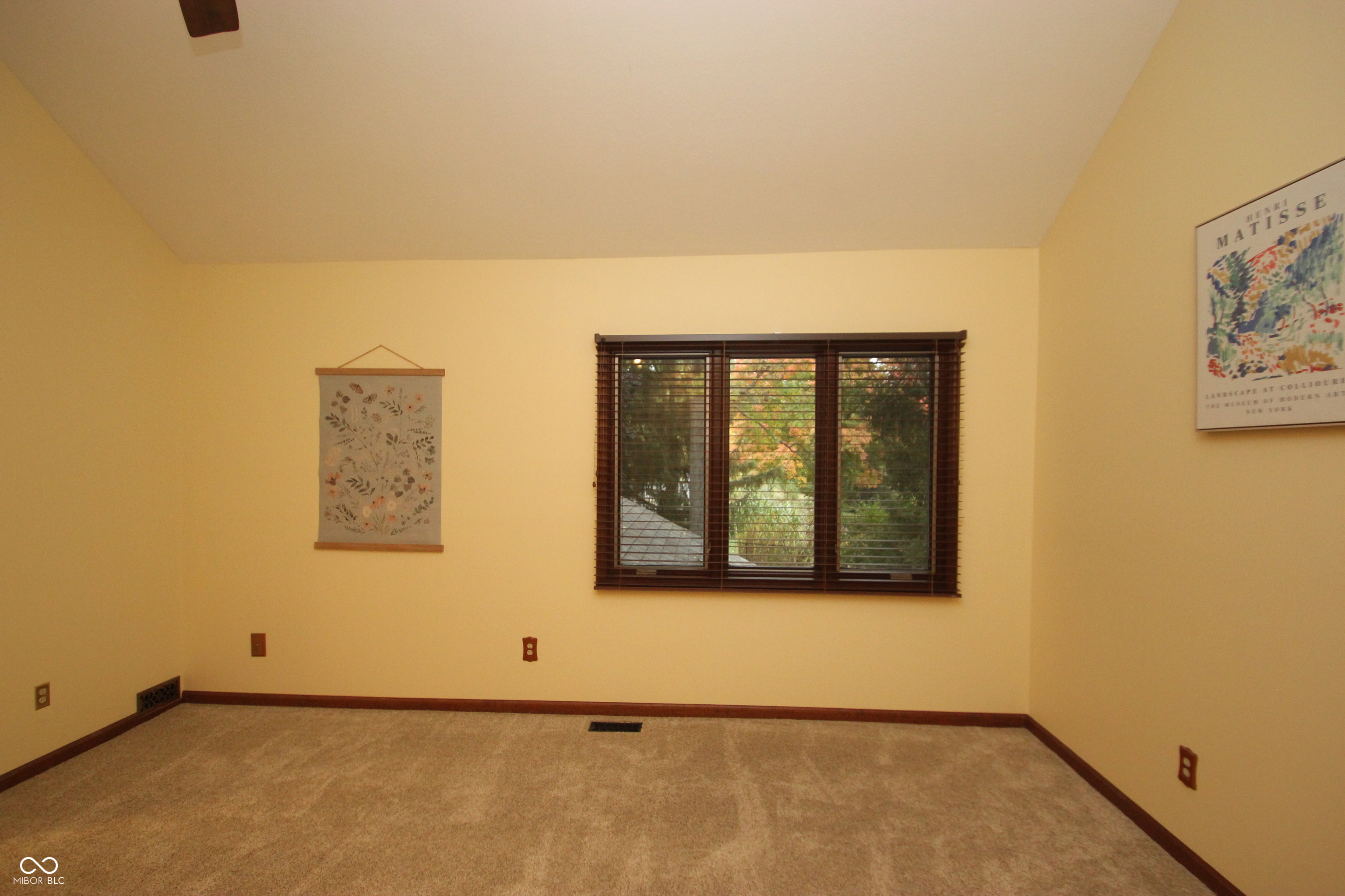 411 Westchester Boulevard