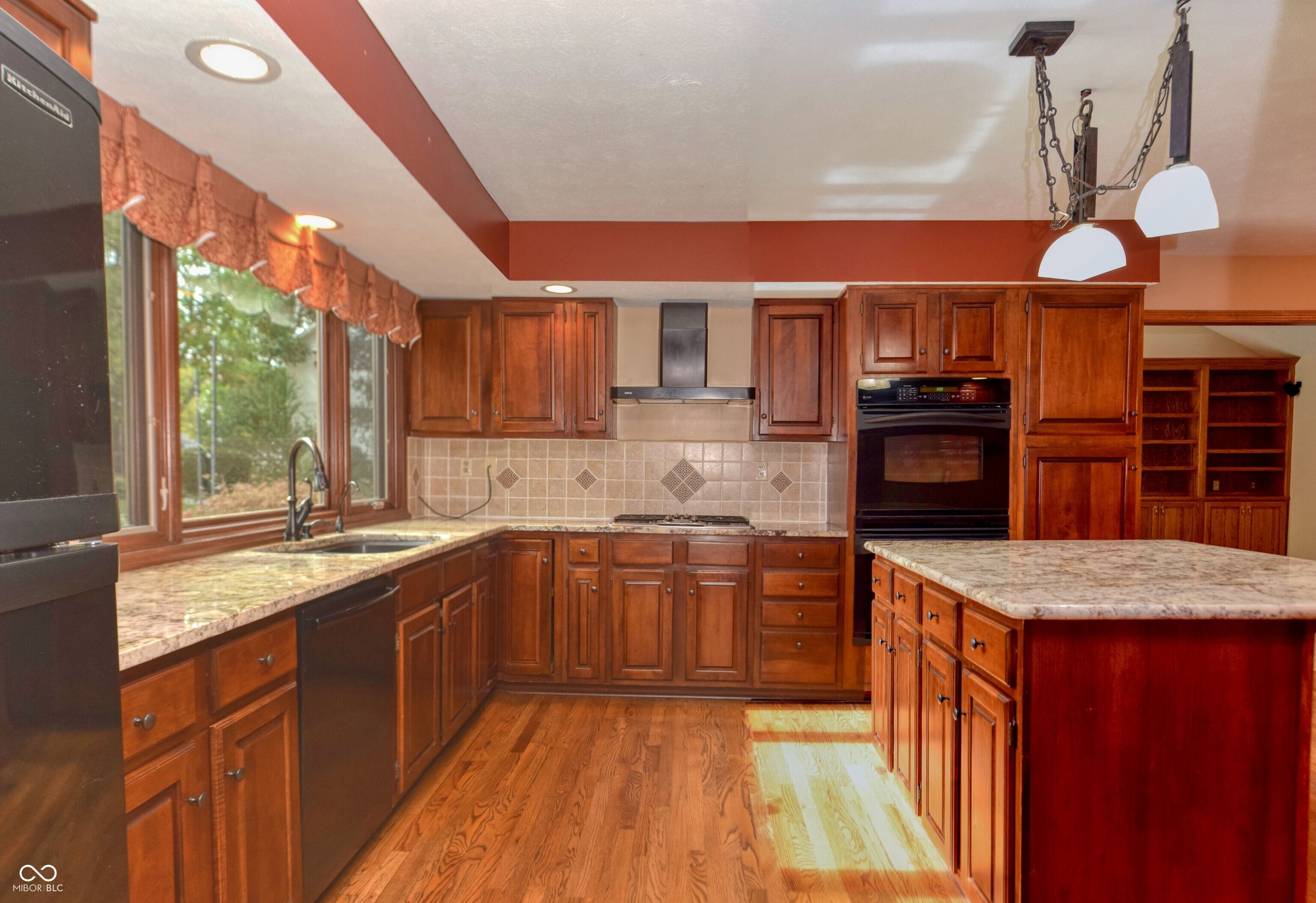 411 Westchester Boulevard