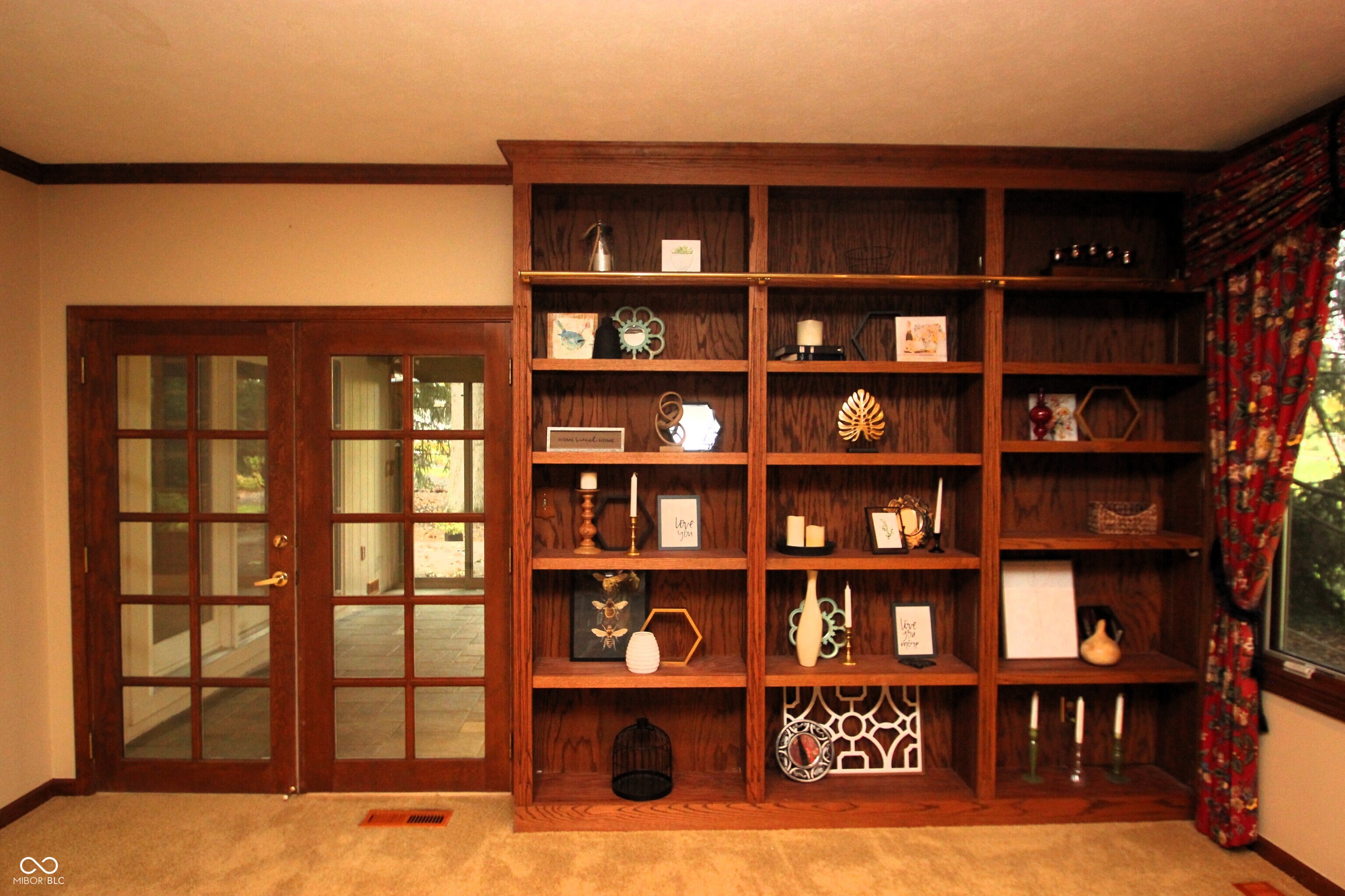 411 Westchester Boulevard