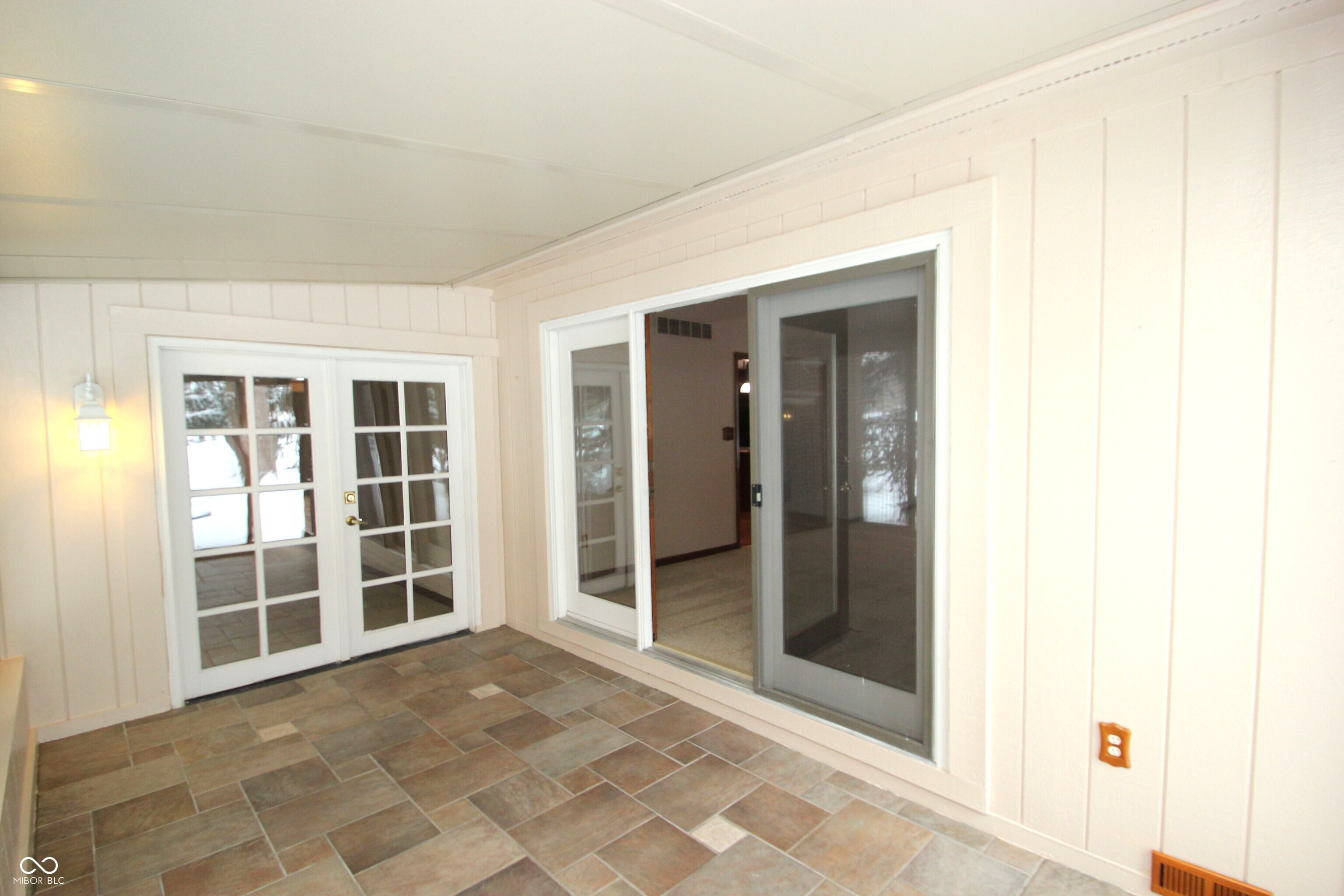 411 Westchester Boulevard