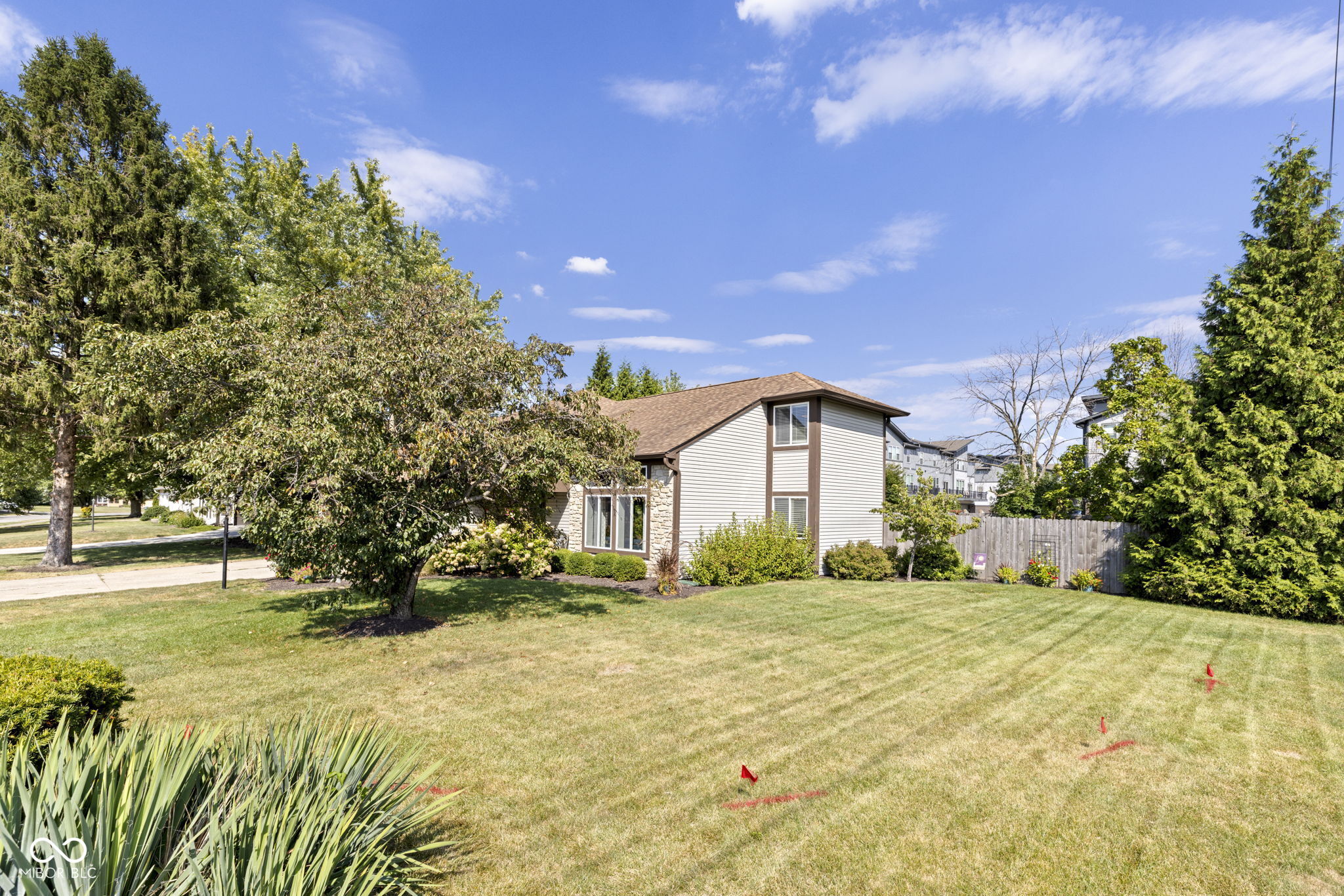 11601 Holland Drive