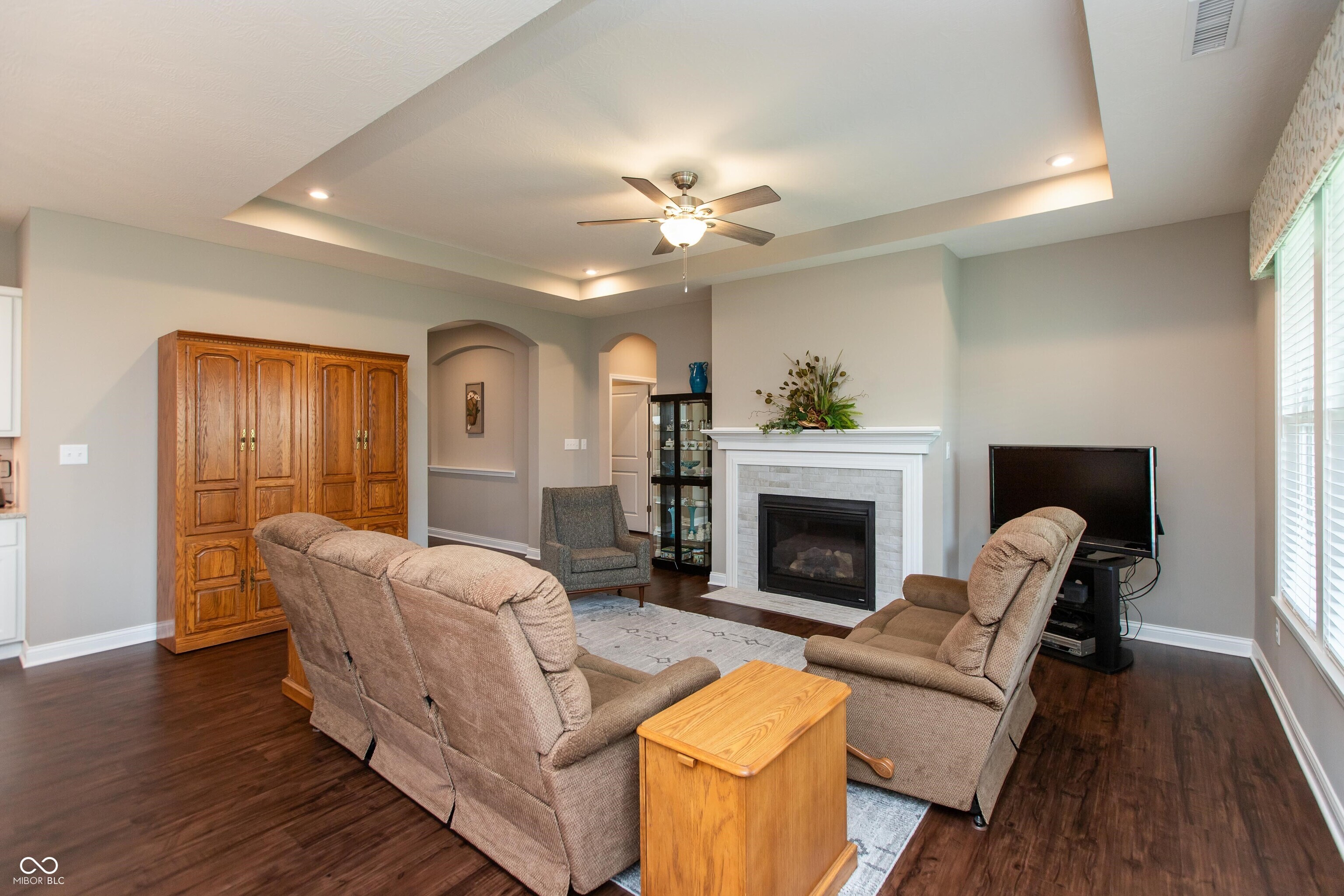 3960 Abbotsford Drive
