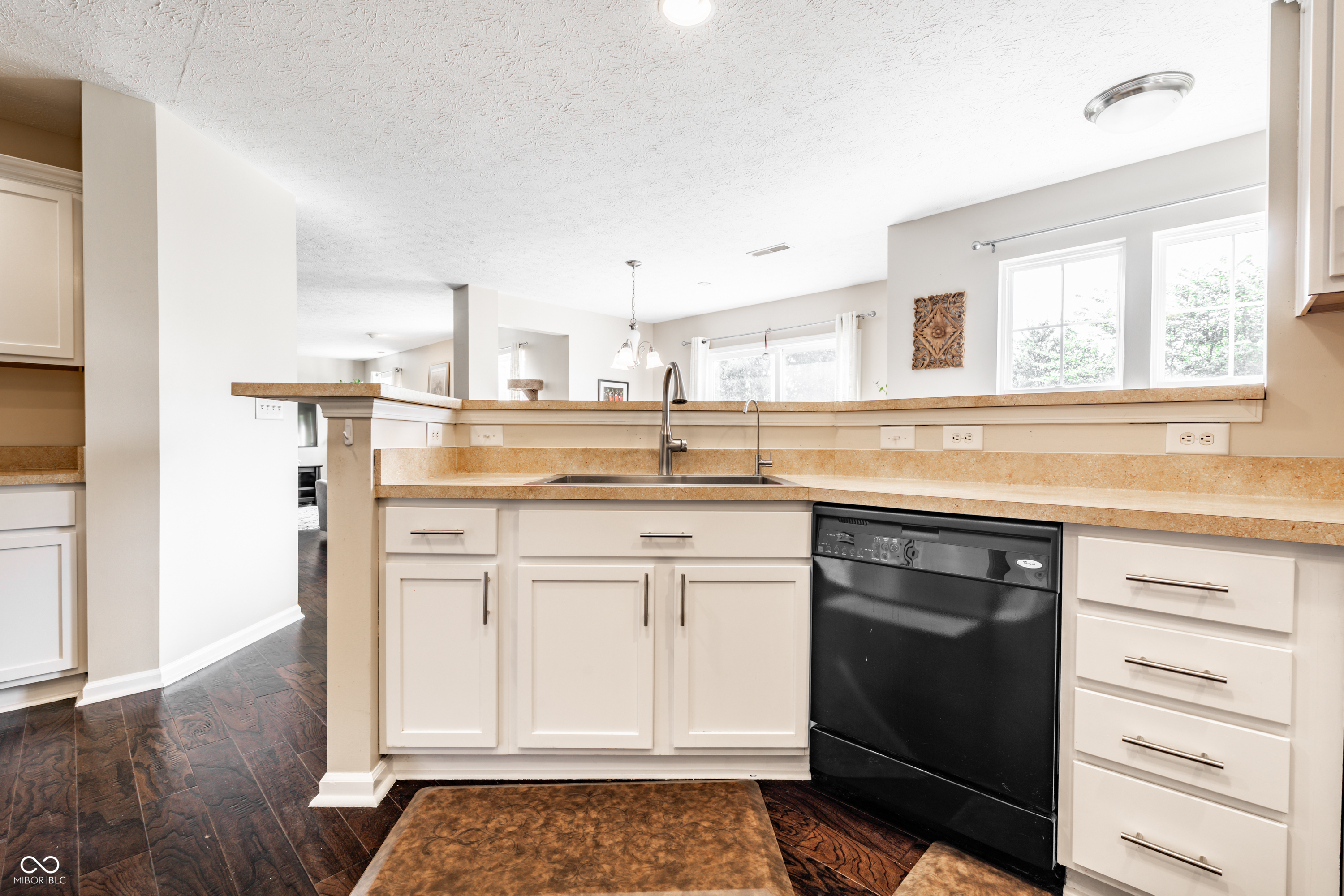 11141 Craycroft Court