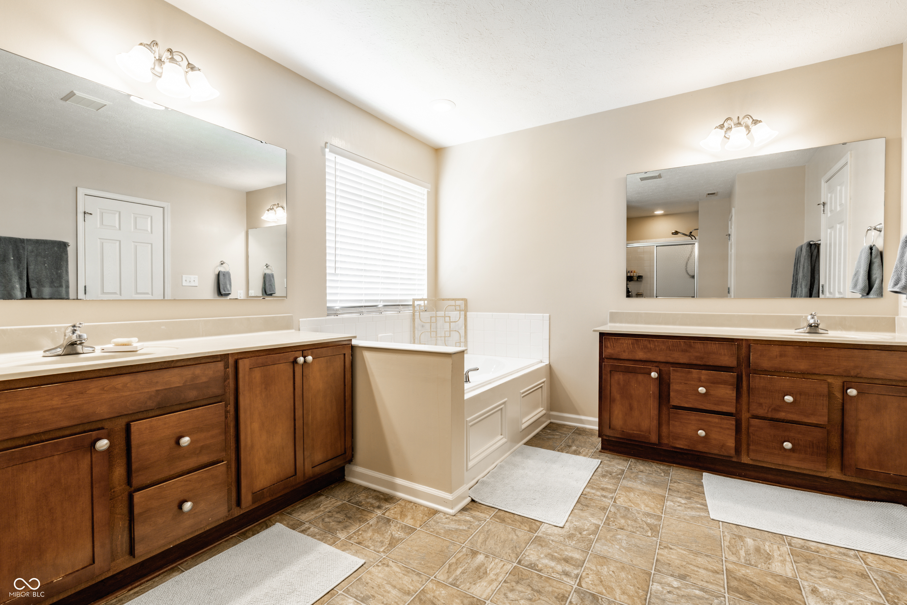 11141 Craycroft Court