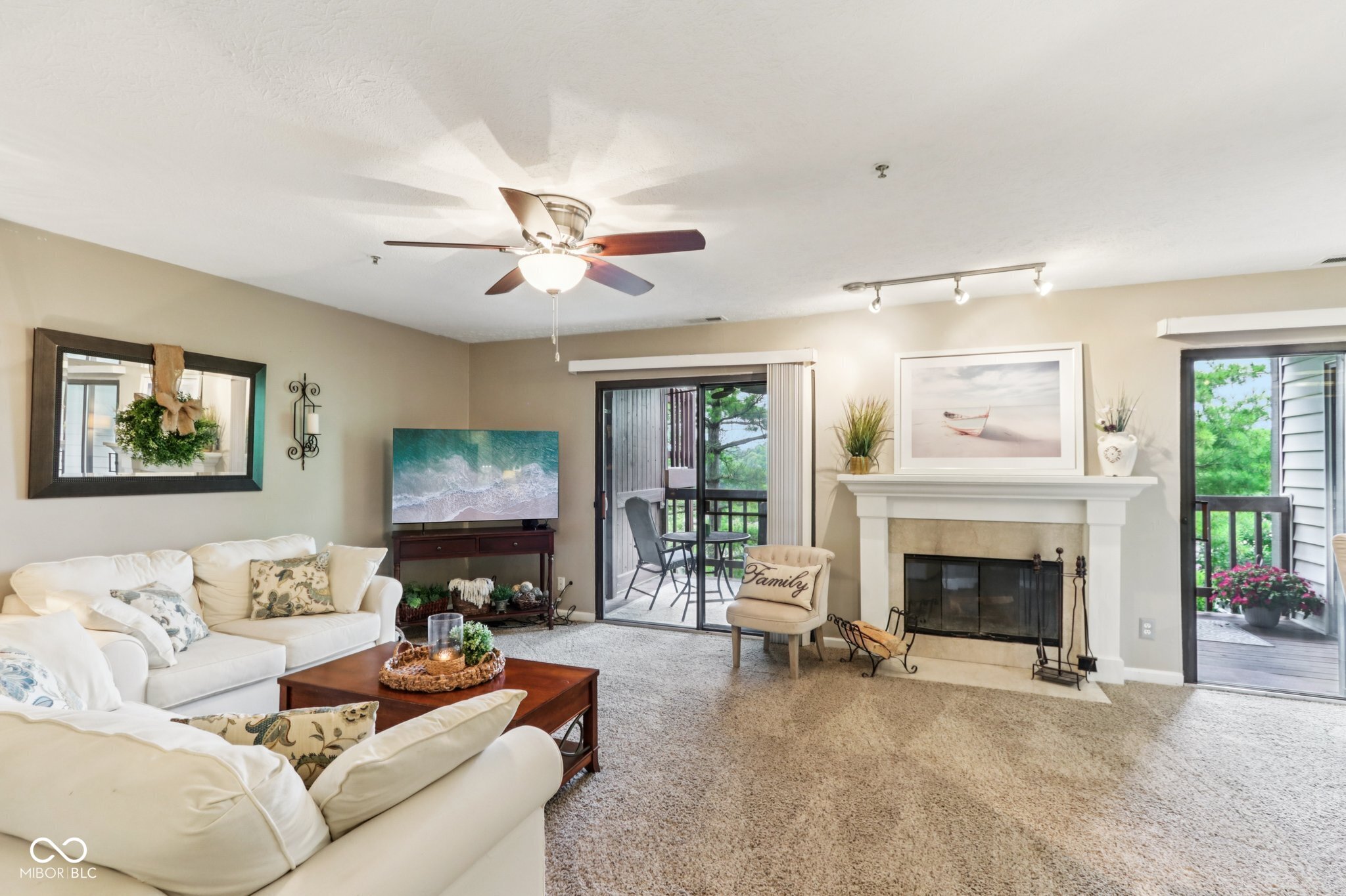 8168 Shorewalk Drive Unit: APT D
