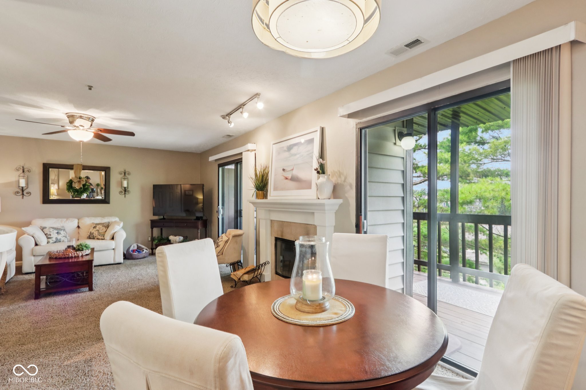 8168 Shorewalk Drive Unit: APT D