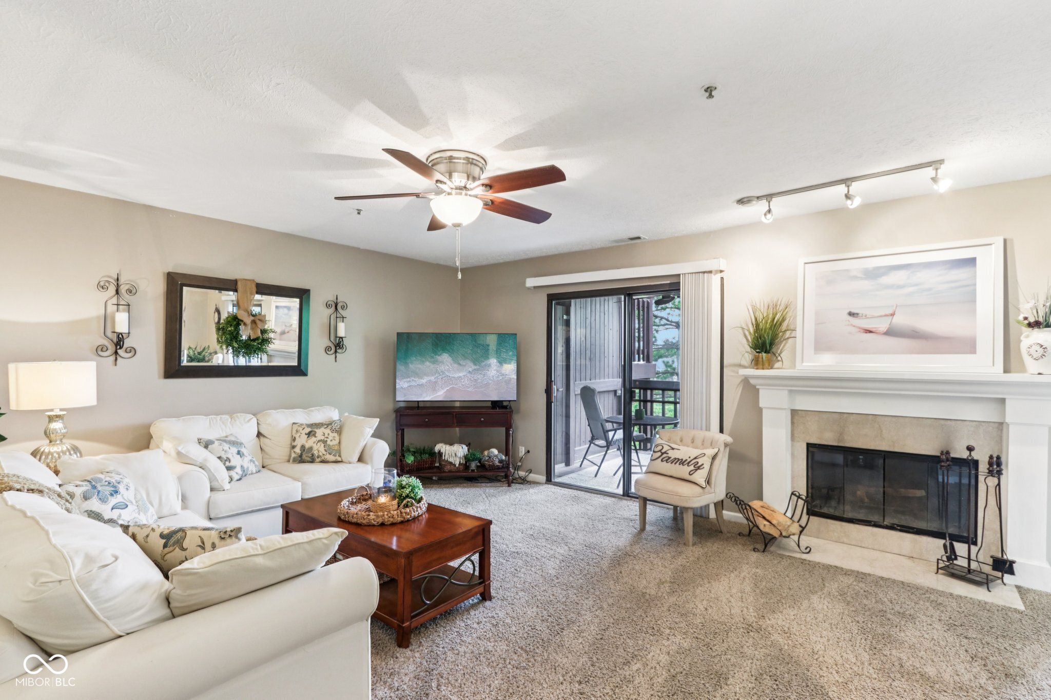 8168 Shorewalk Drive Unit: APT D
