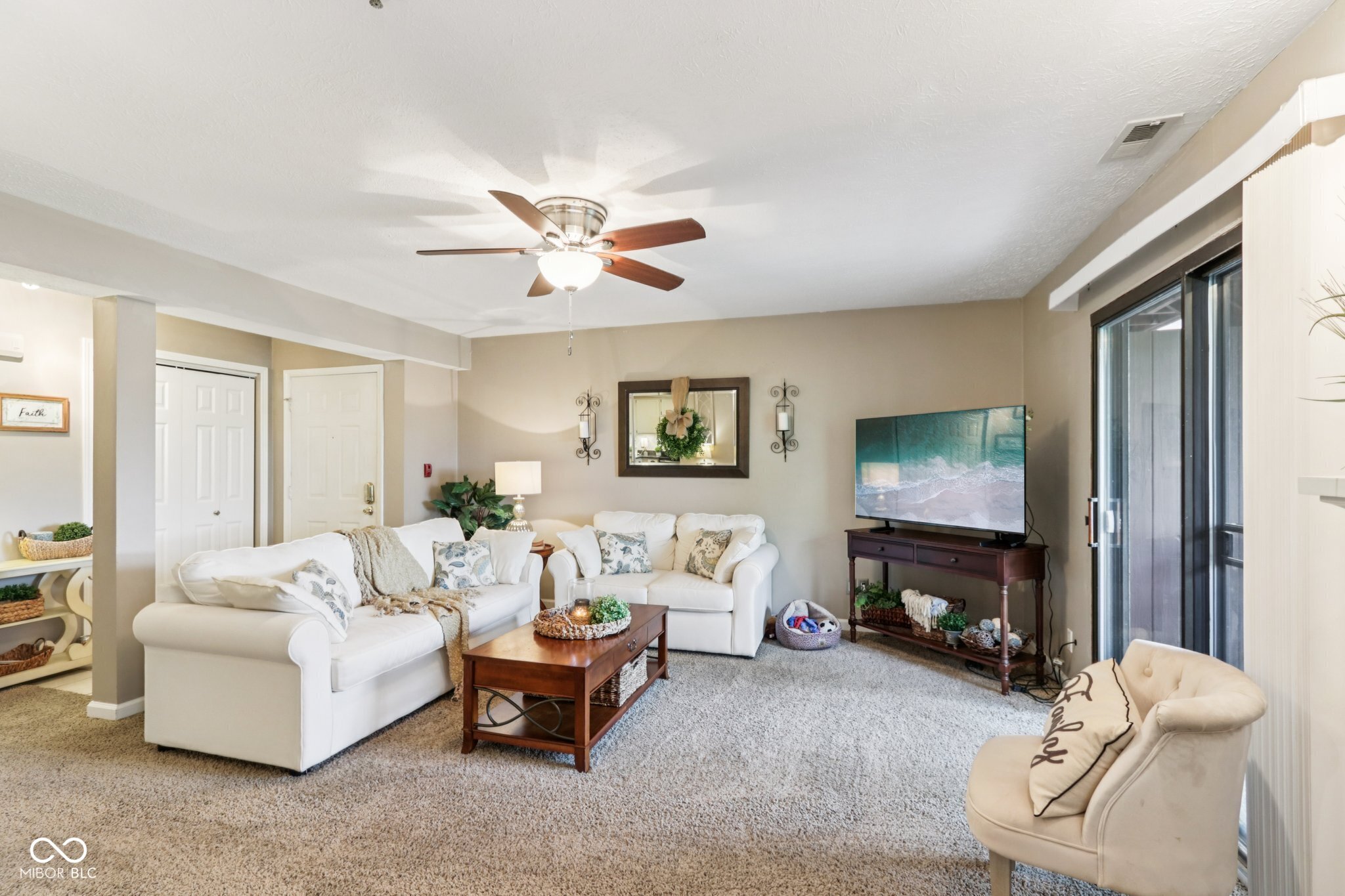 8168 Shorewalk Drive Unit: APT D