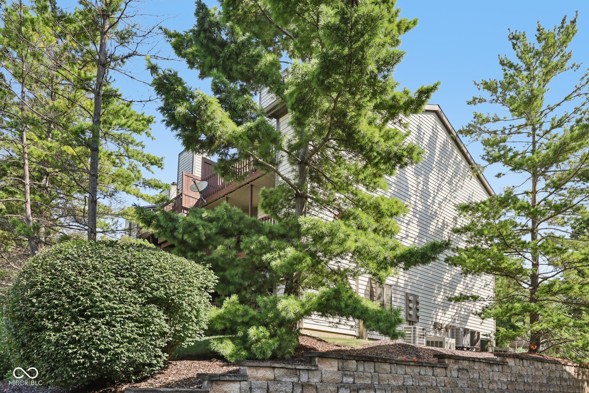 8168 Shorewalk Drive Unit: APT D